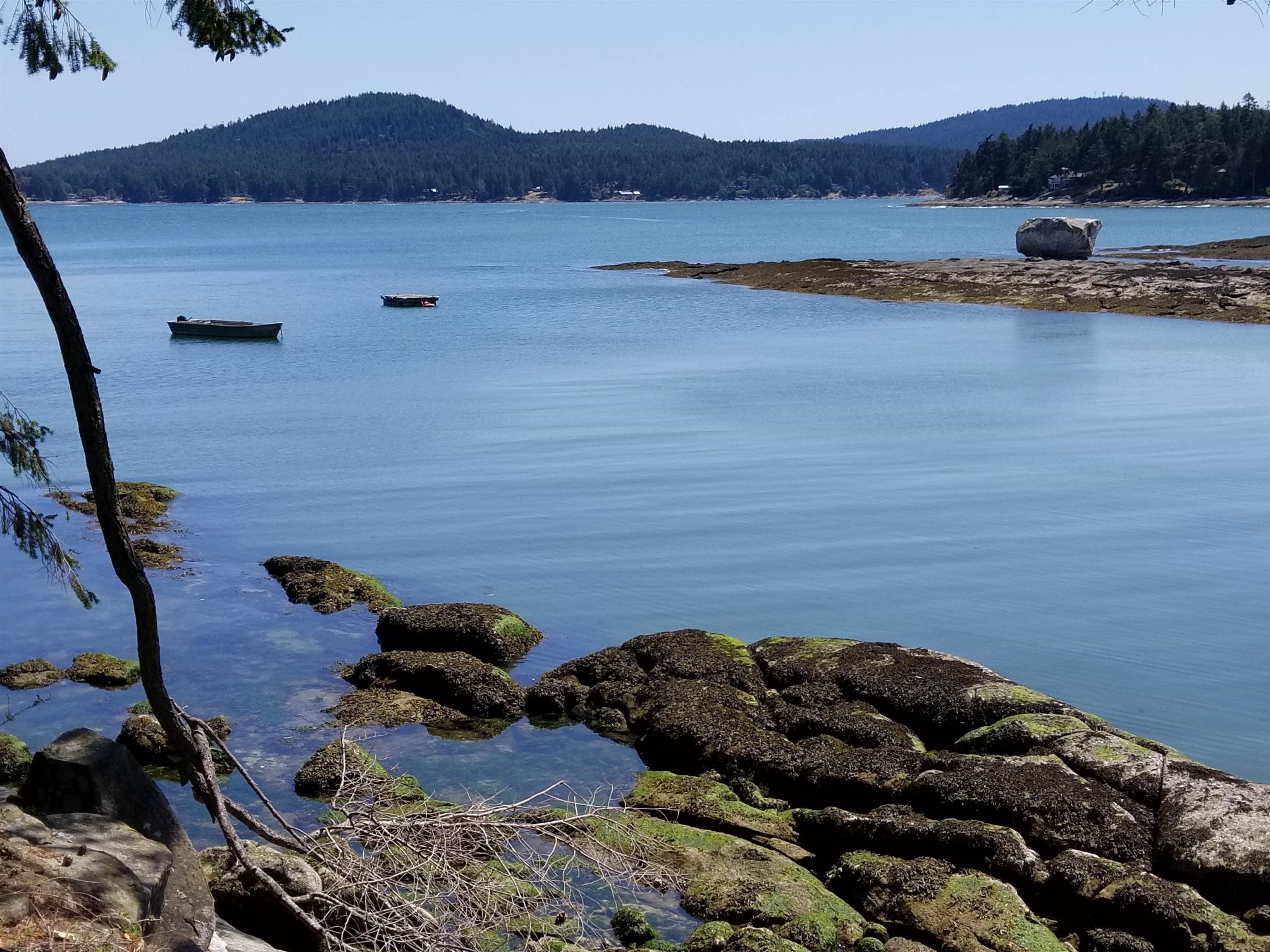 620 Simpson Crescent, Galiano Island