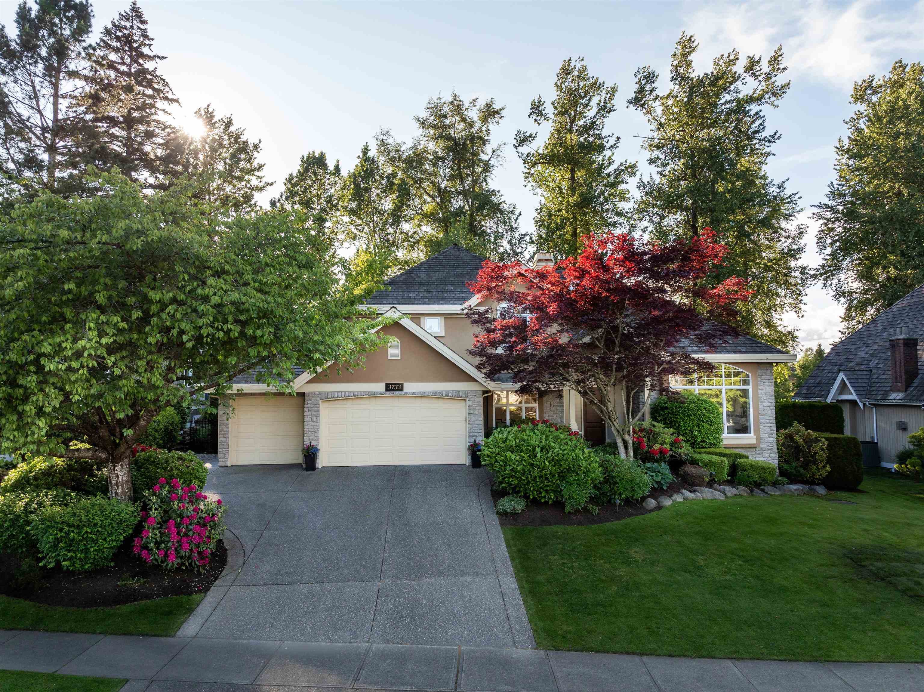 3733 Devonshire Drive, Surrey, V3Z 0H8 — photo 1