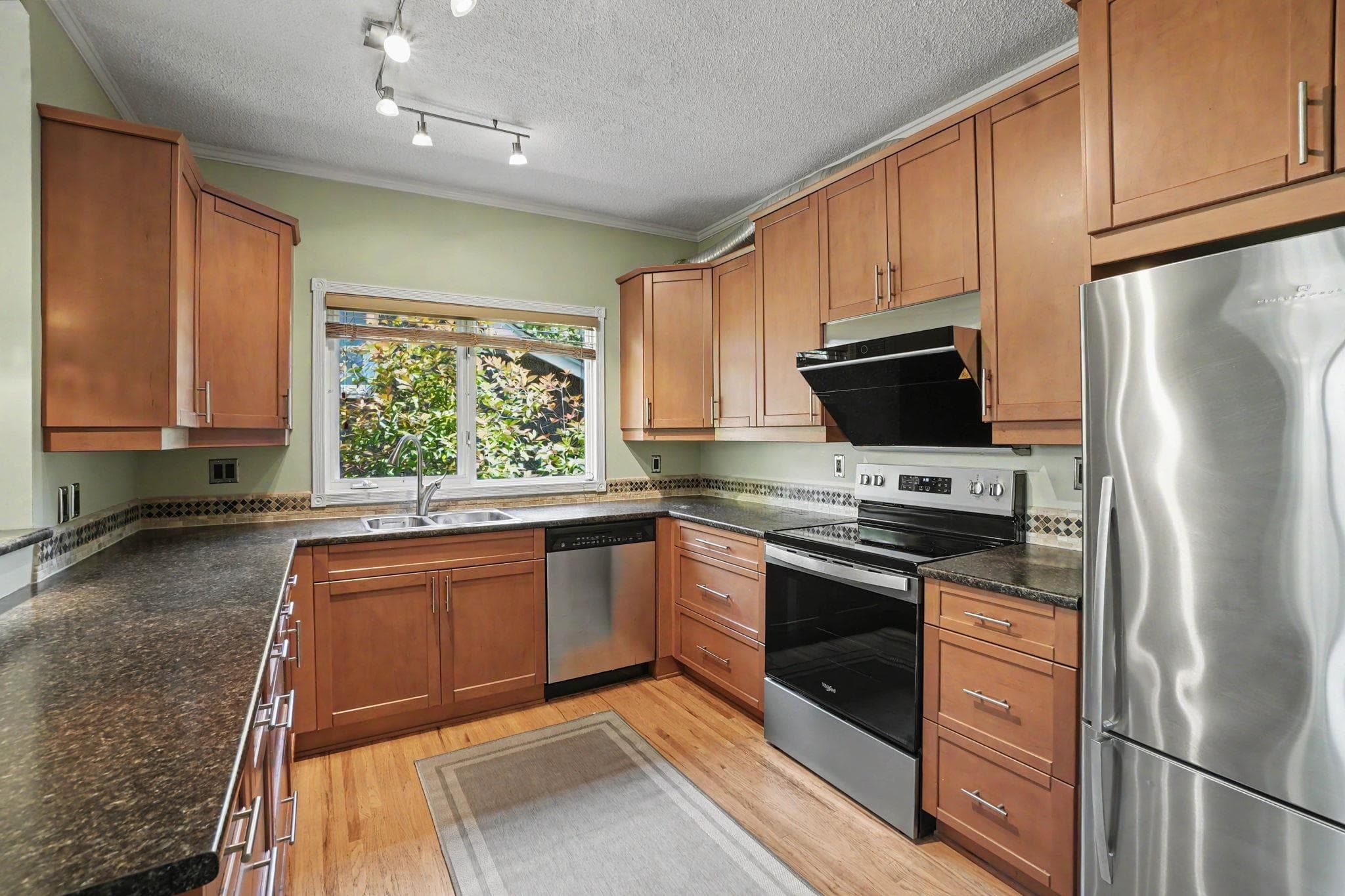 1868 W 15th Avenue, Vancouver, V6J 2L1 — photo 5