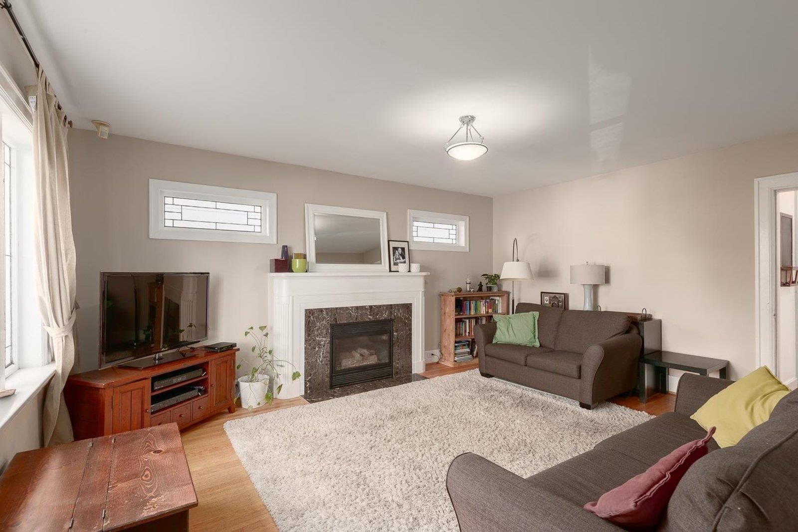 Upper - 3750 W 11th Avenue, Vancouver, V6R 2K6 — photo 3
