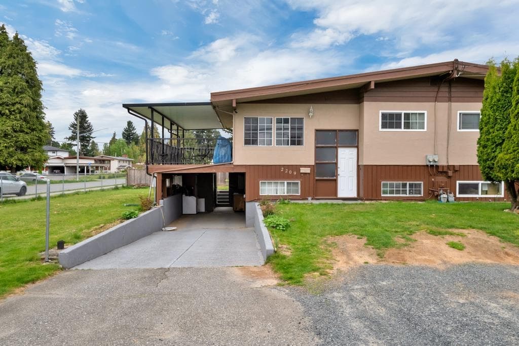 2211 Beaver Street, Abbotsford, V2T 3C9 — photo 3
