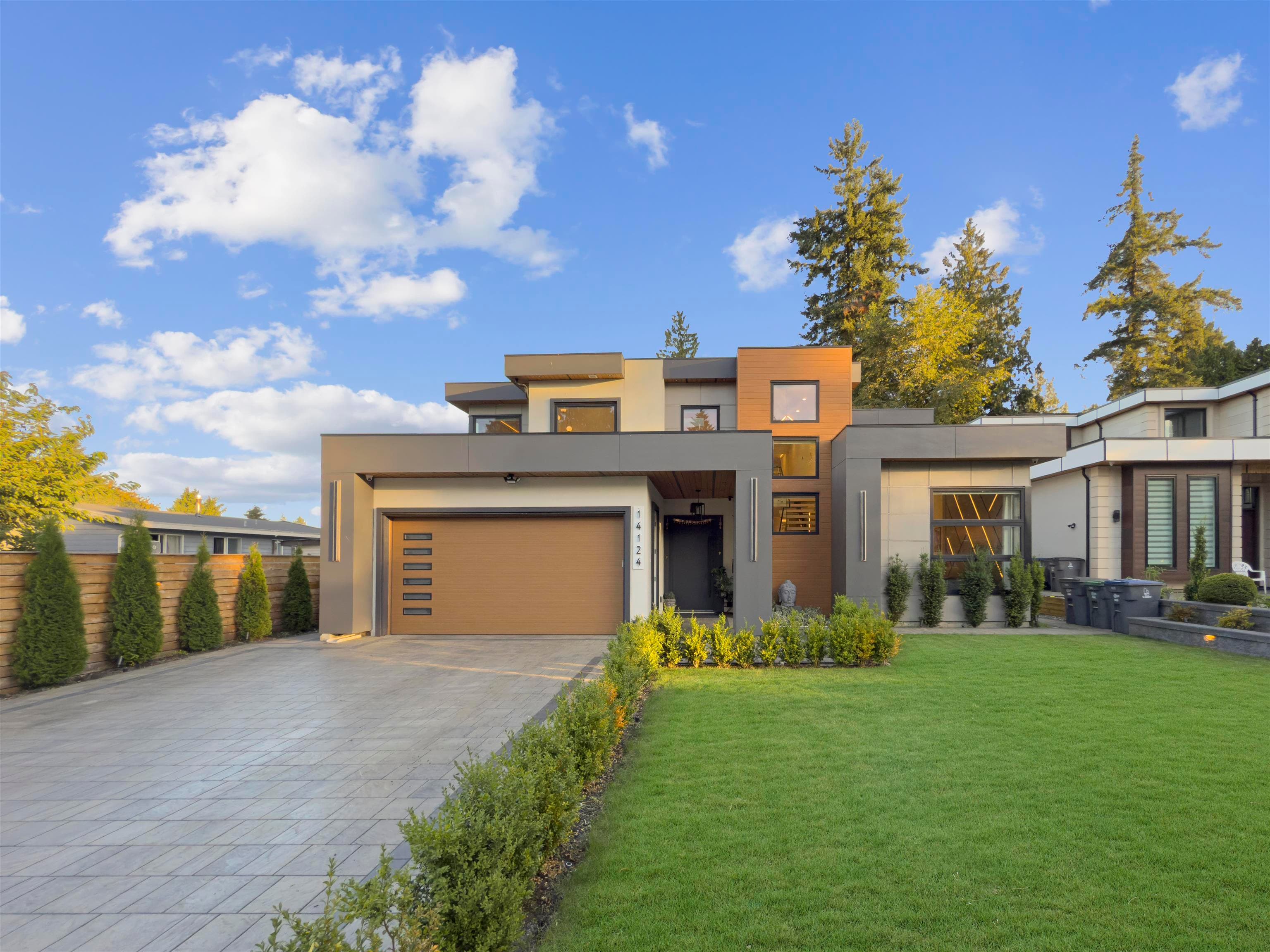 14124 71 Avenue, Surrey
