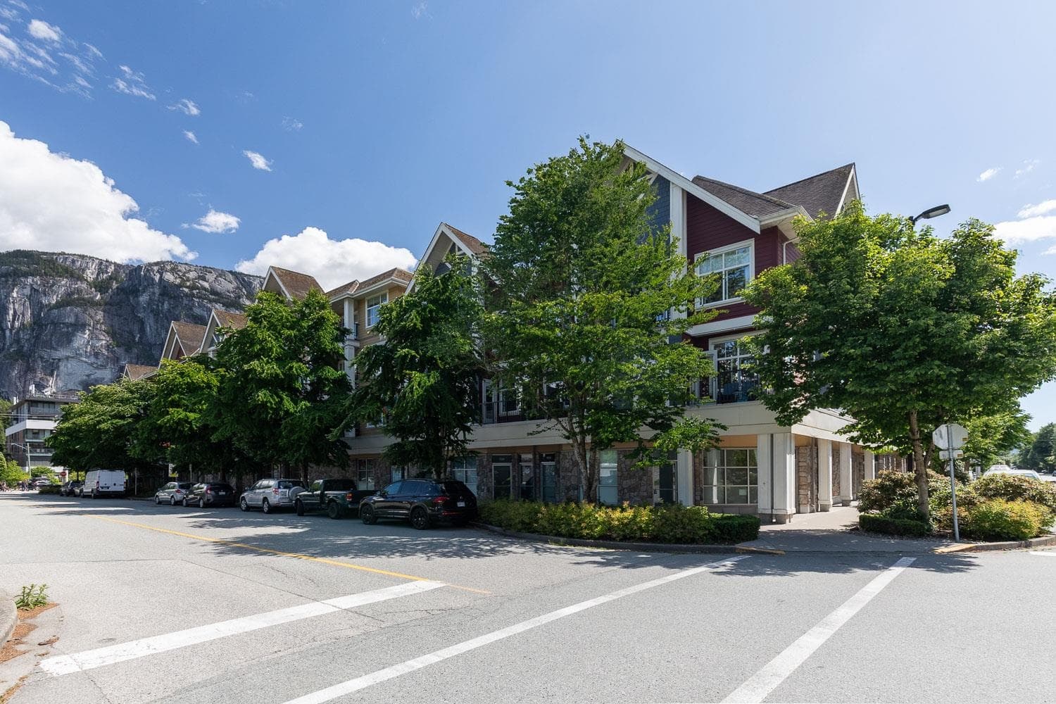 1320 Main Street, Squamish