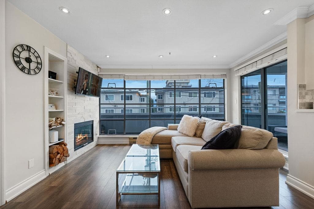 203 - 2287 W 3rd Avenue, Vancouver
