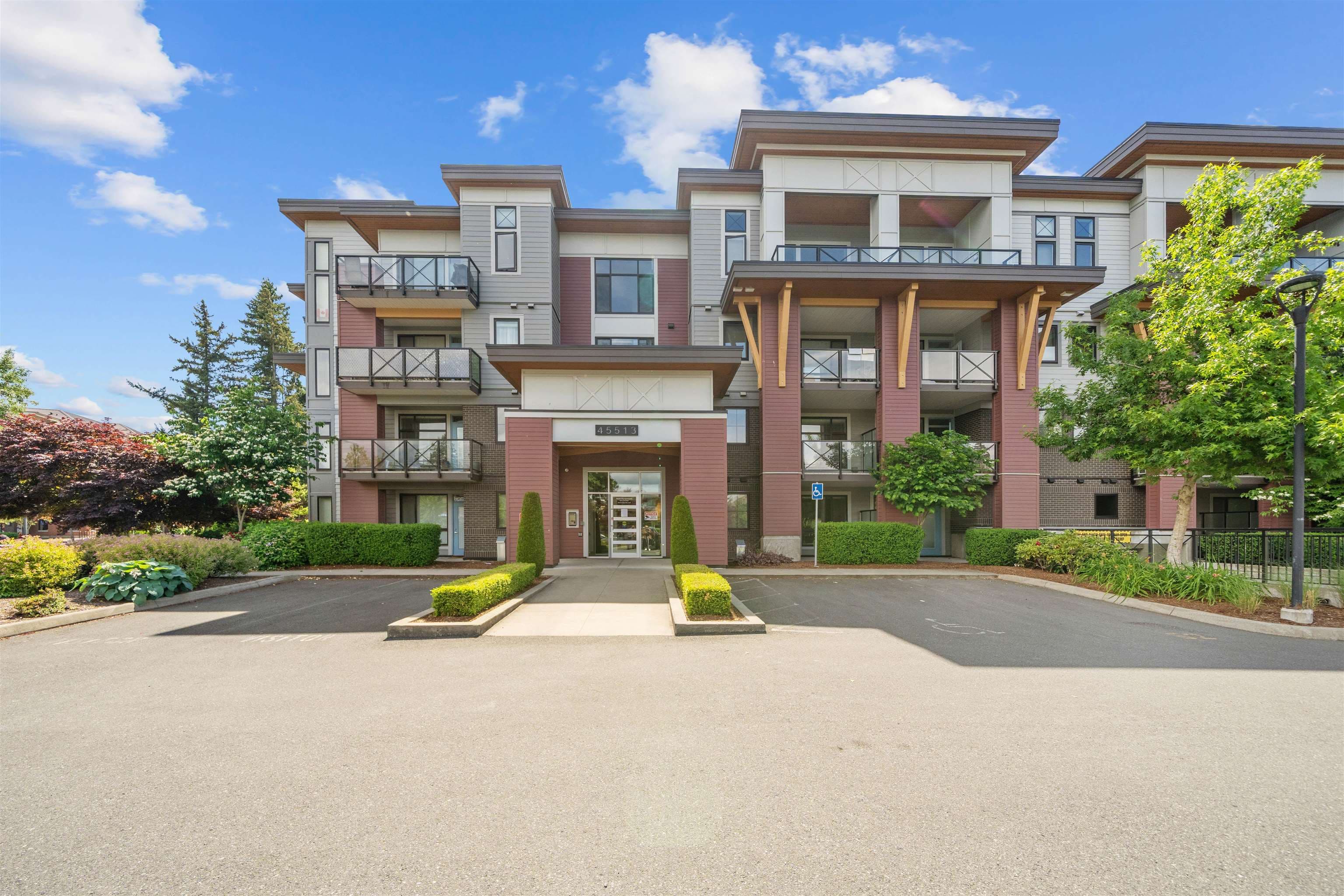 111 - 45513 Market Way, Chilliwack