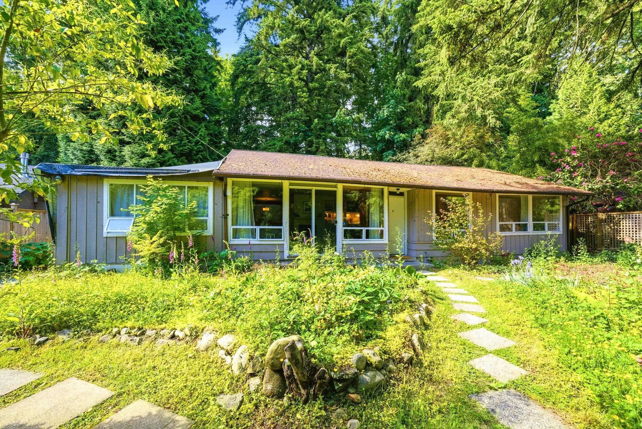 1463 Avonlynn Crescent, North Vancouver