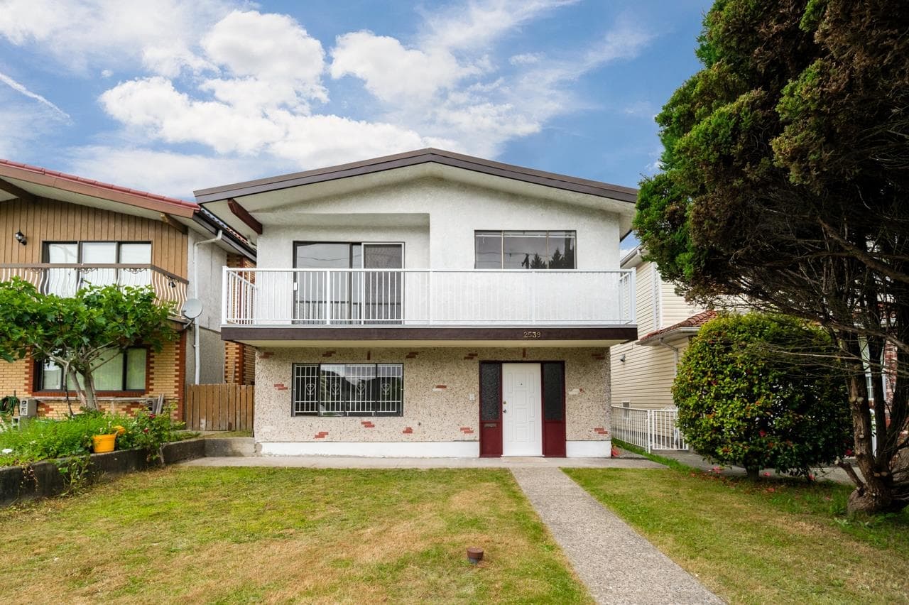 2539 E 34th Avenue, Vancouver