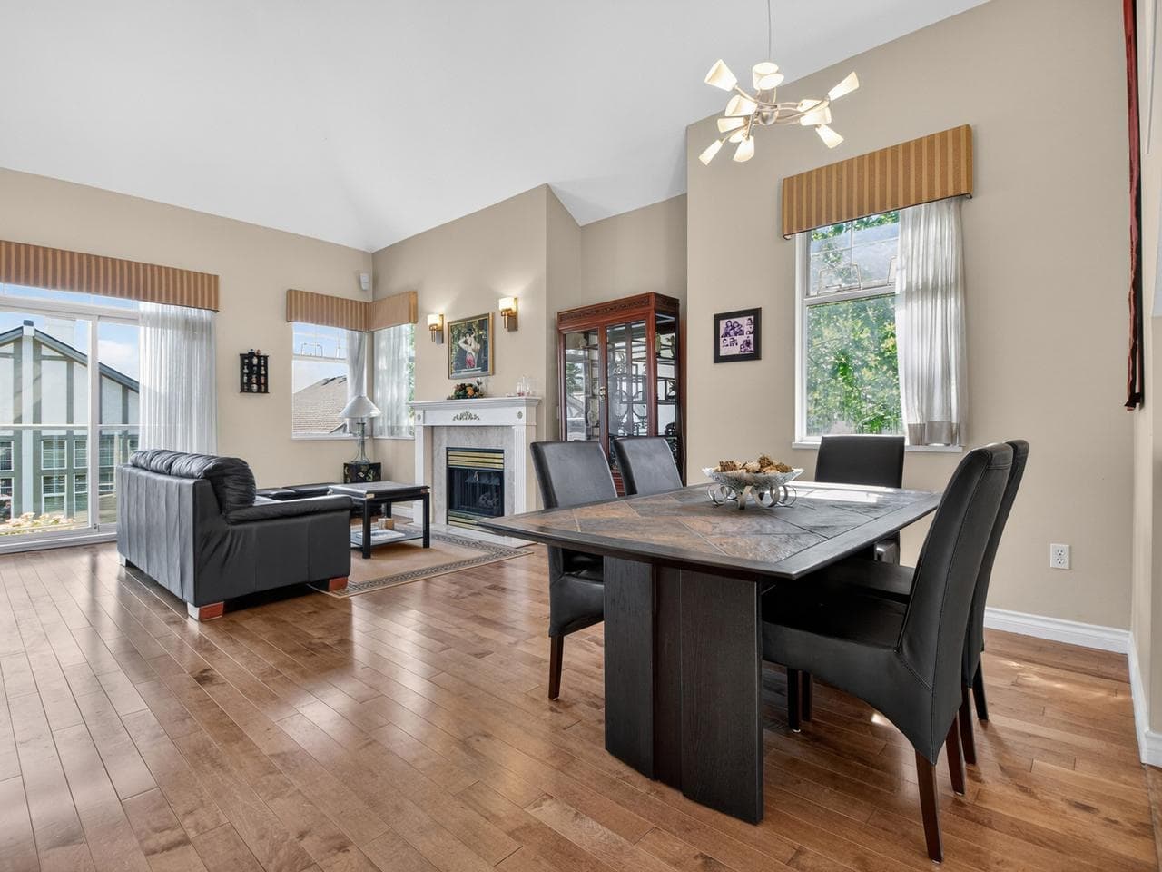 29 - 5221 Oakmount Crescent, Burnaby, V5H 4R4 — photo 5
