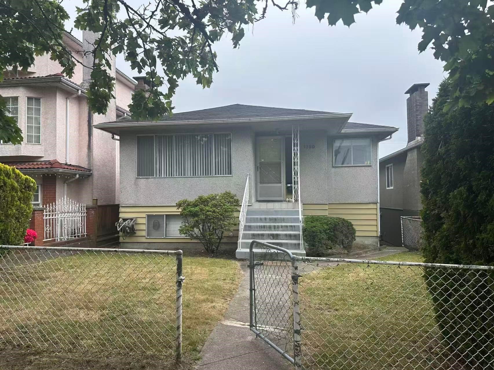 1380 E 54th Avenue, Vancouver