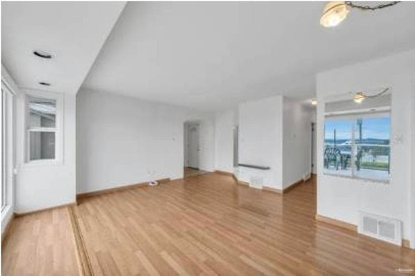 2208 Burquitlam Drive, Vancouver, V5P 2P1 — photo 4