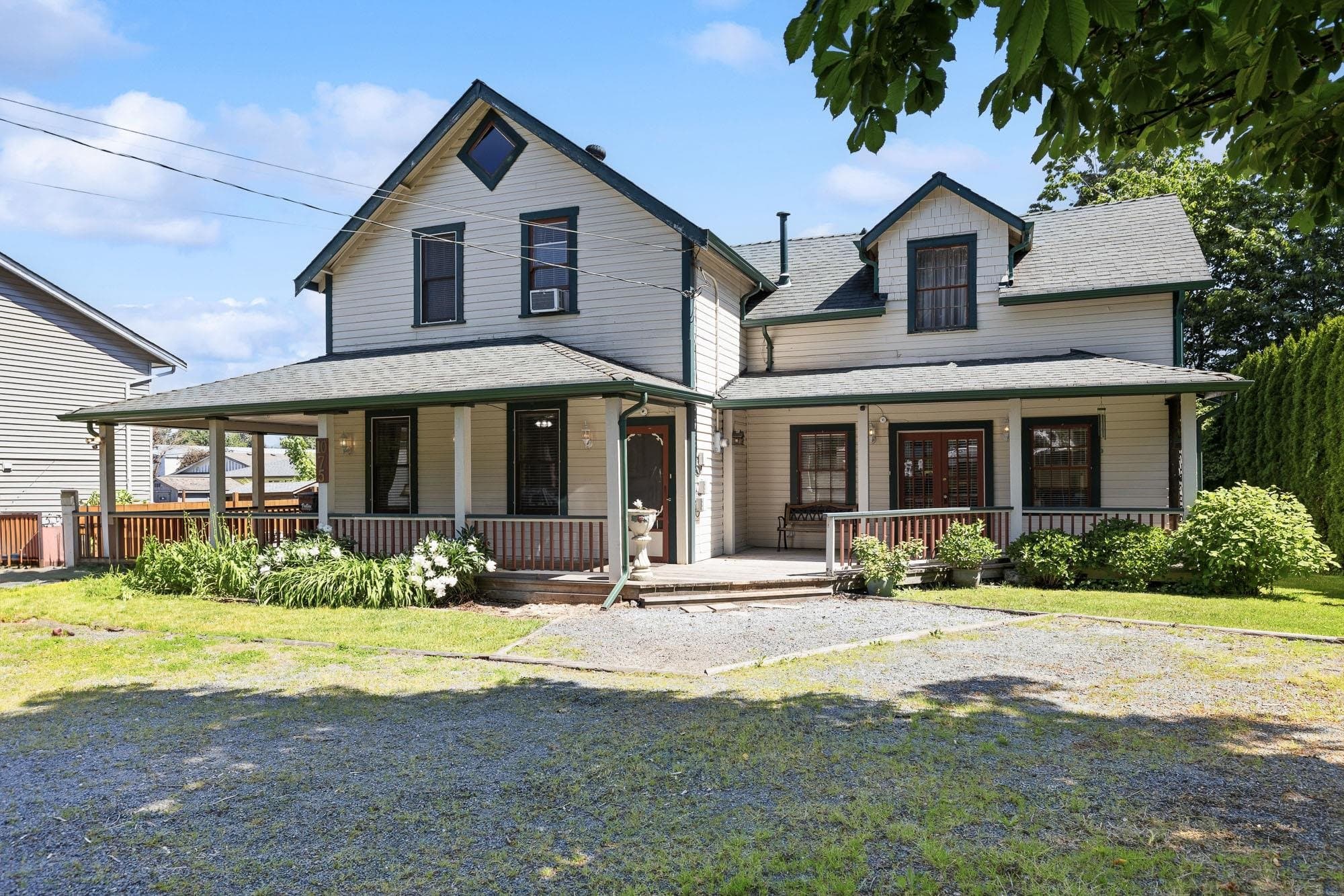 1075 3rd Avenue, Hope, V0X 1L0 — photo 2