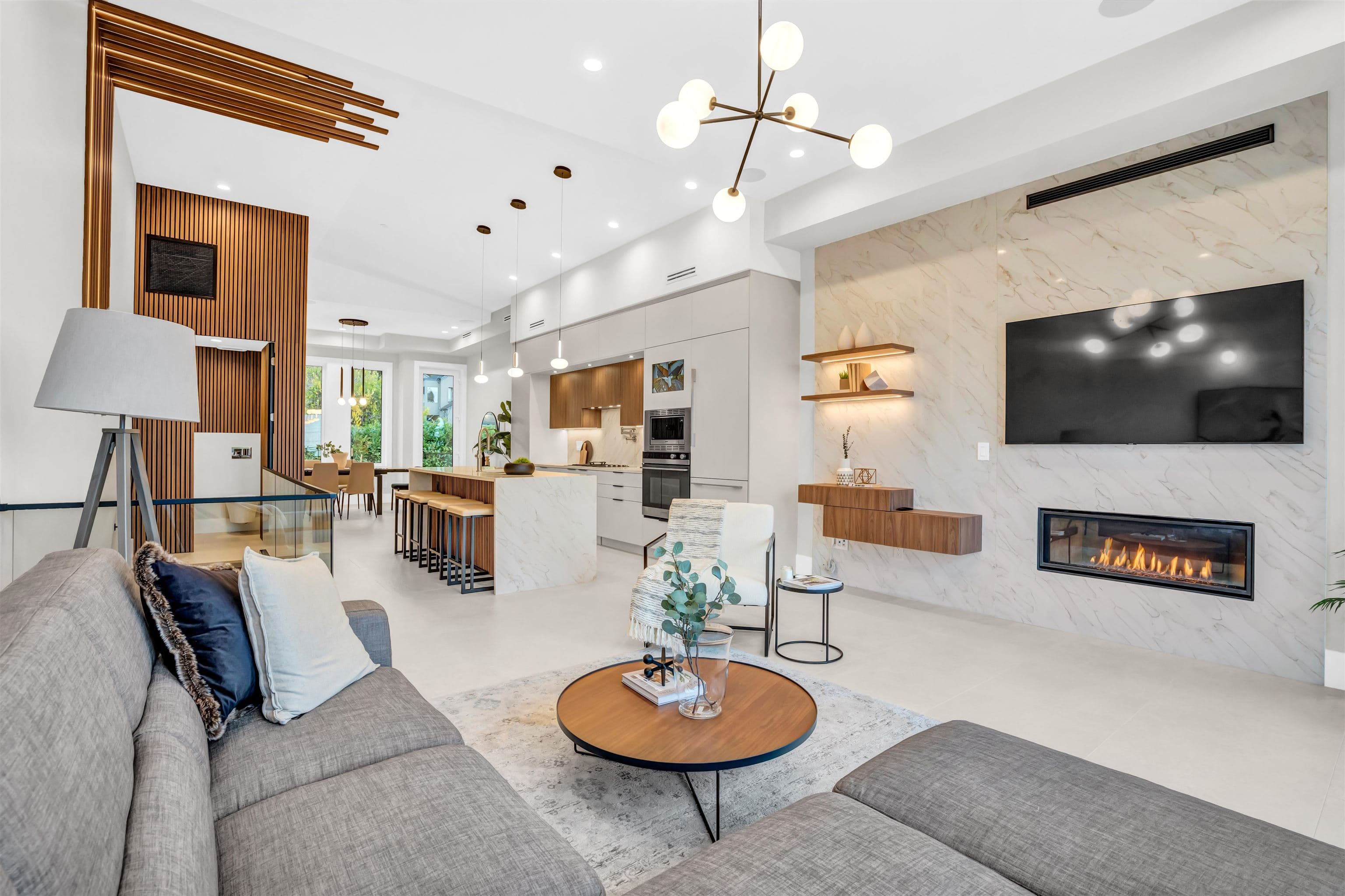 2380 Marine Drive, West Vancouver