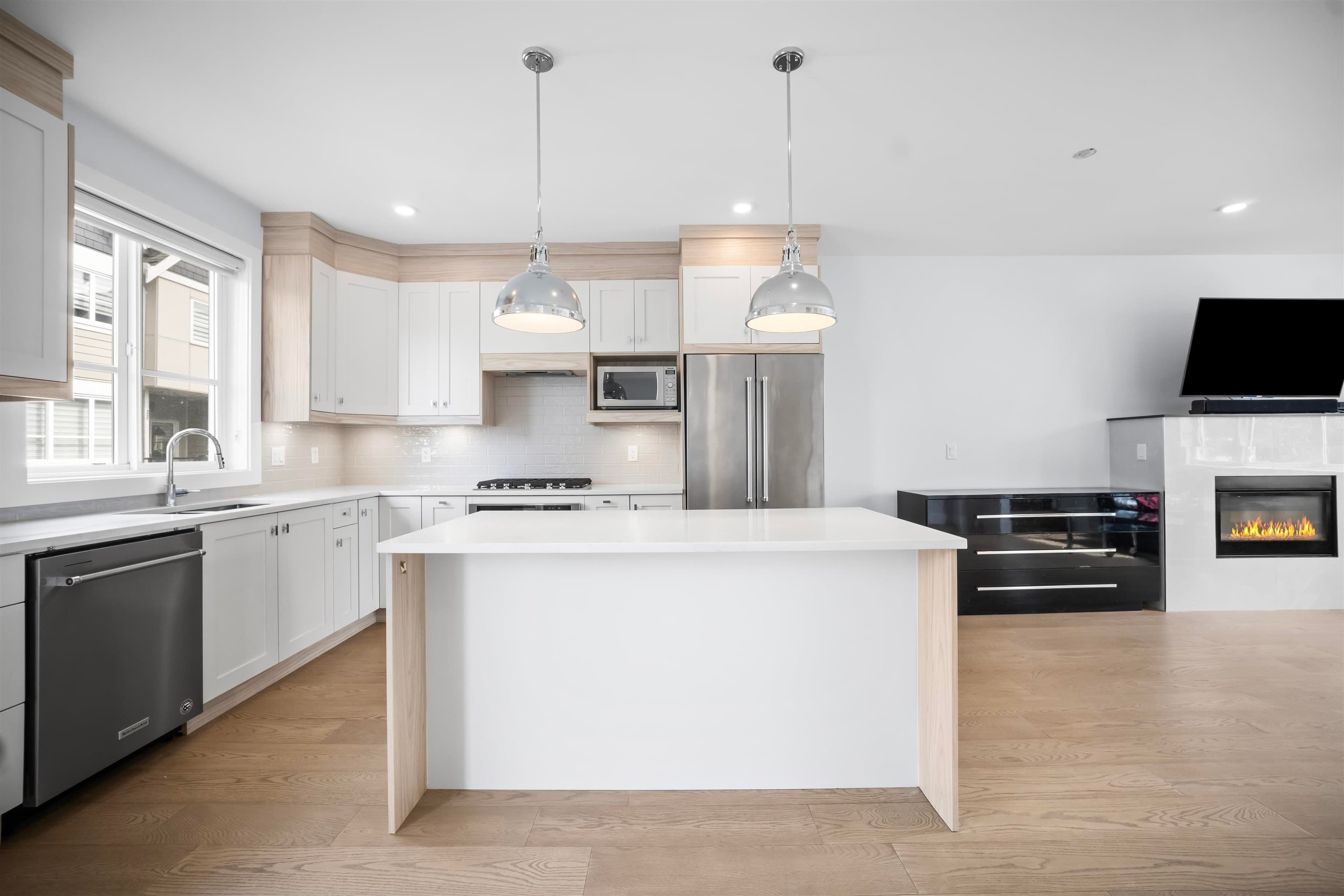 7 - 5377 8a Avenue, Delta, V4M 0E2 — photo 3