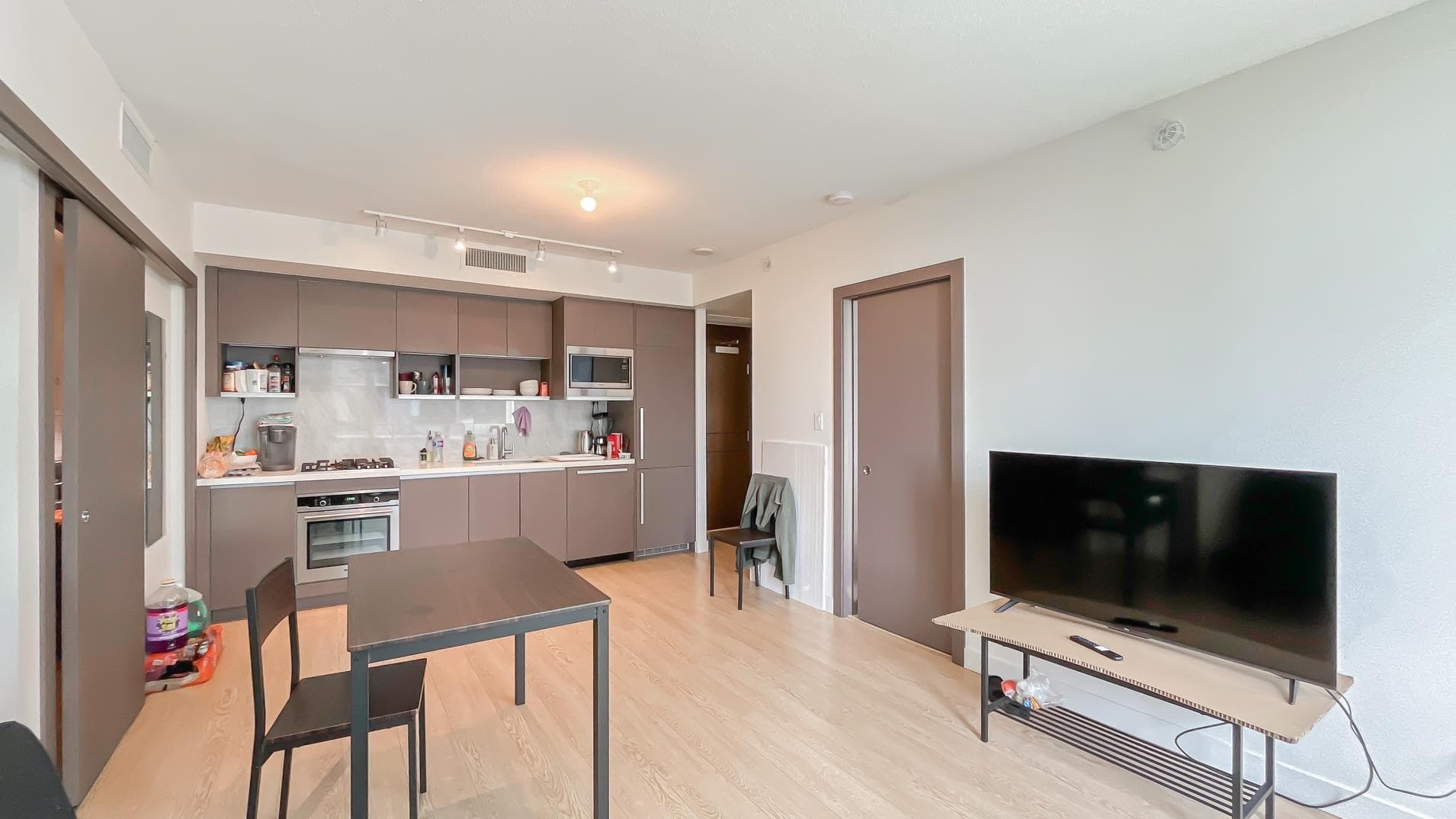 805 - 68 Smithe Street, Vancouver, V6B 0P4 — photo 4