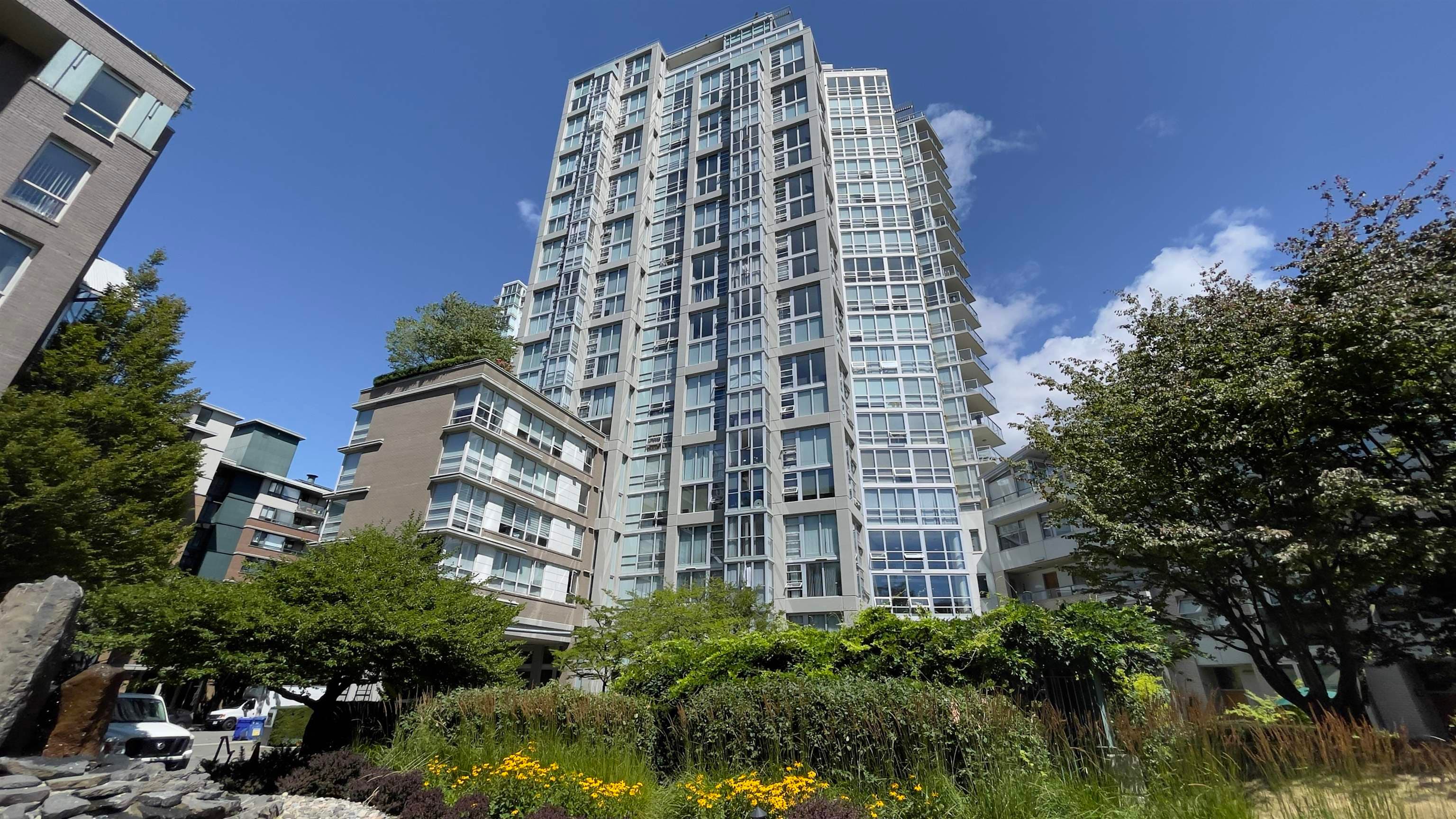 605 - 1228 Marinaside Crescent, Vancouver