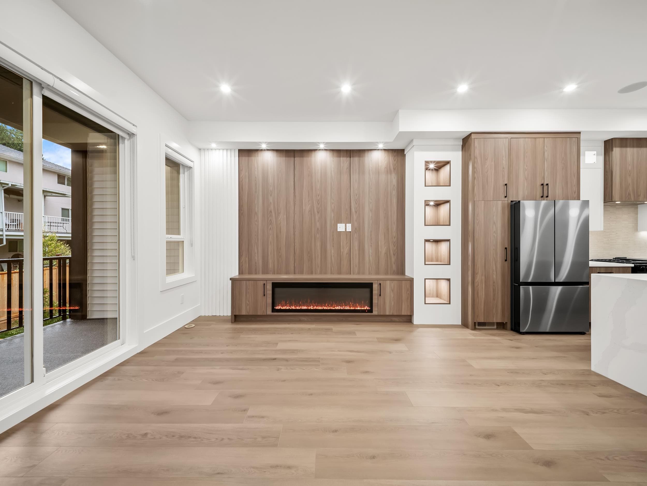102 - 11480 138a Street, Surrey, V3R 0J3 — photo 3