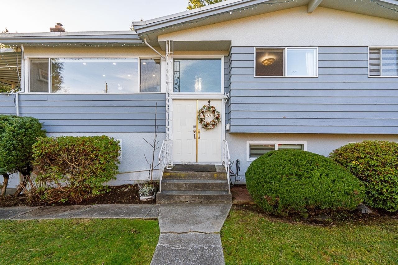 428 Midvale Street, Coquitlam, V3K 5H5 — photo 2