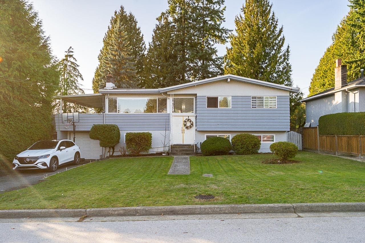 428 Midvale Street, Coquitlam, V3K 5H5 — photo 1