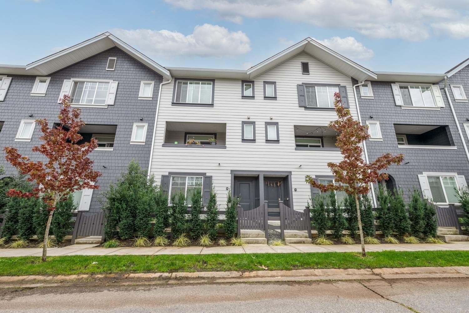 40 - 15489 99a Avenue, Surrey