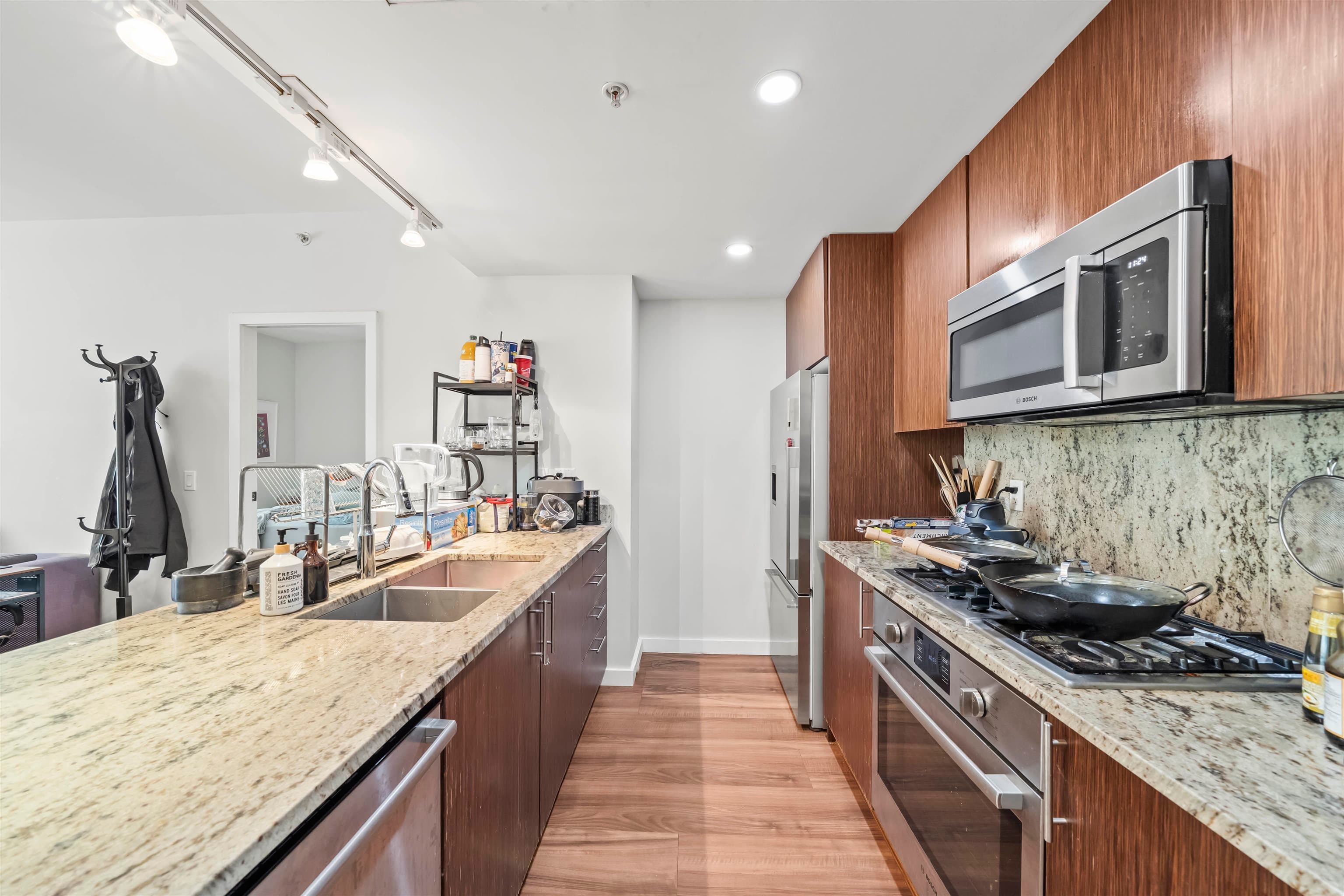 515 - 8688 Hazelbridge Way, Richmond, V6X 0R6 — photo 5