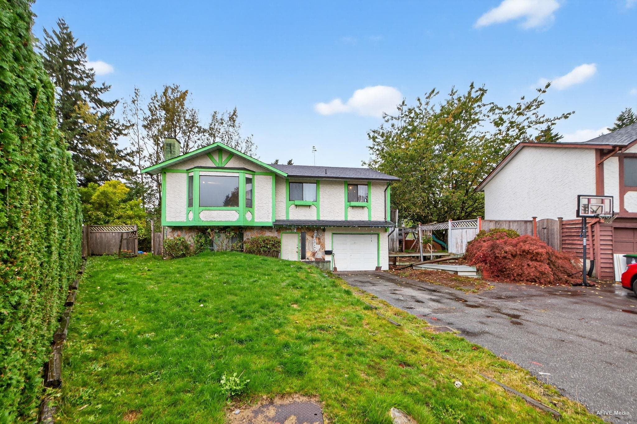 7253 140a Street, Surrey, V3W 7N4 — photo 3