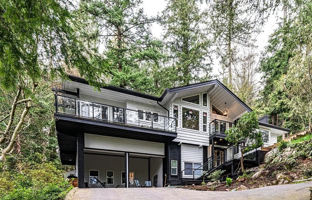 4621 Caulfeild Drive, West Vancouver, V7W 1E9 — photo 1