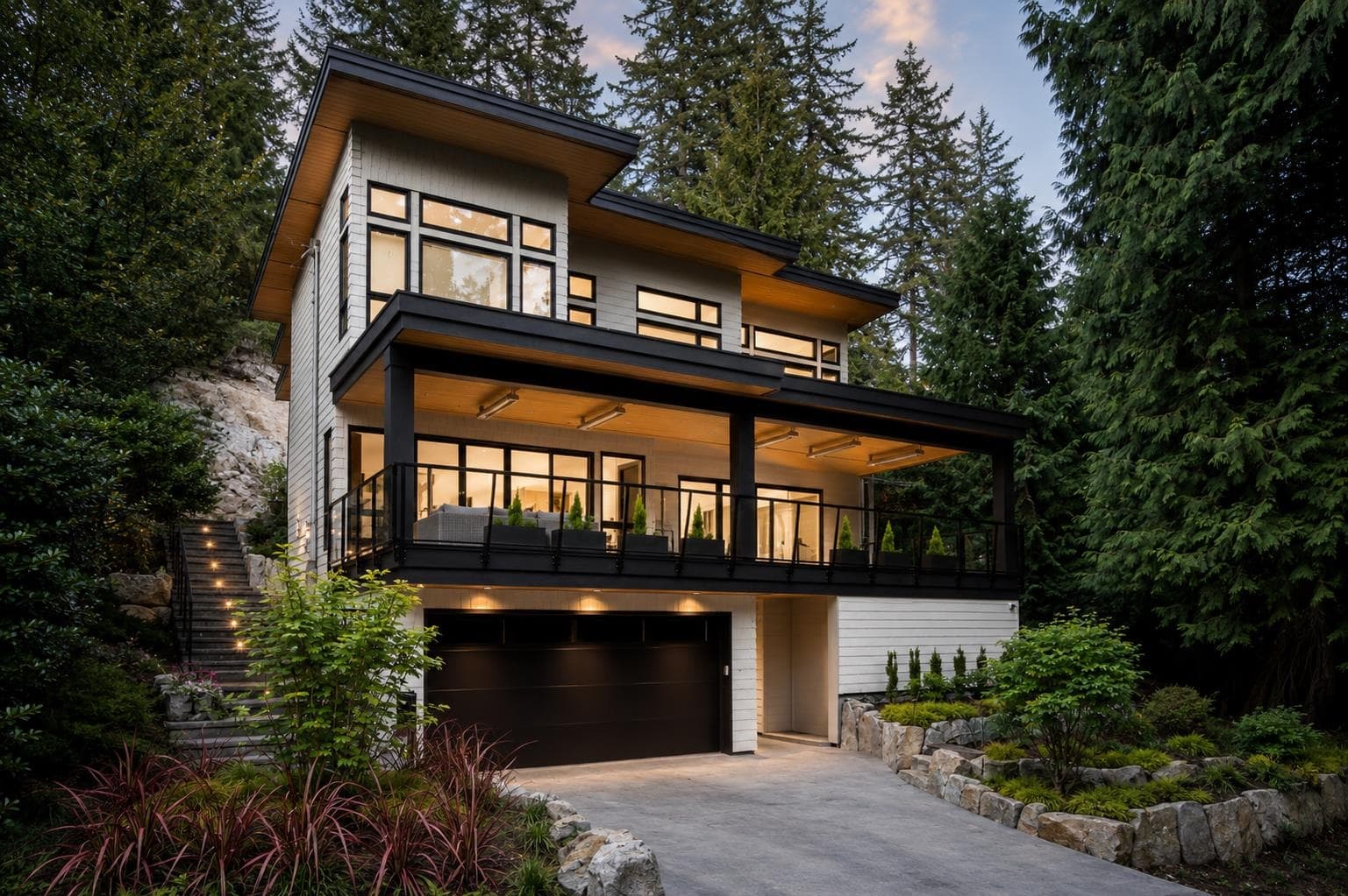 4841 The Dale, West Vancouver, V7W 1K2 — photo 2
