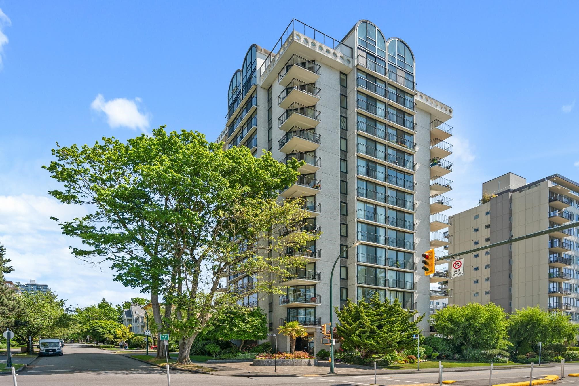 601 - 1575 Beach Avenue, Vancouver