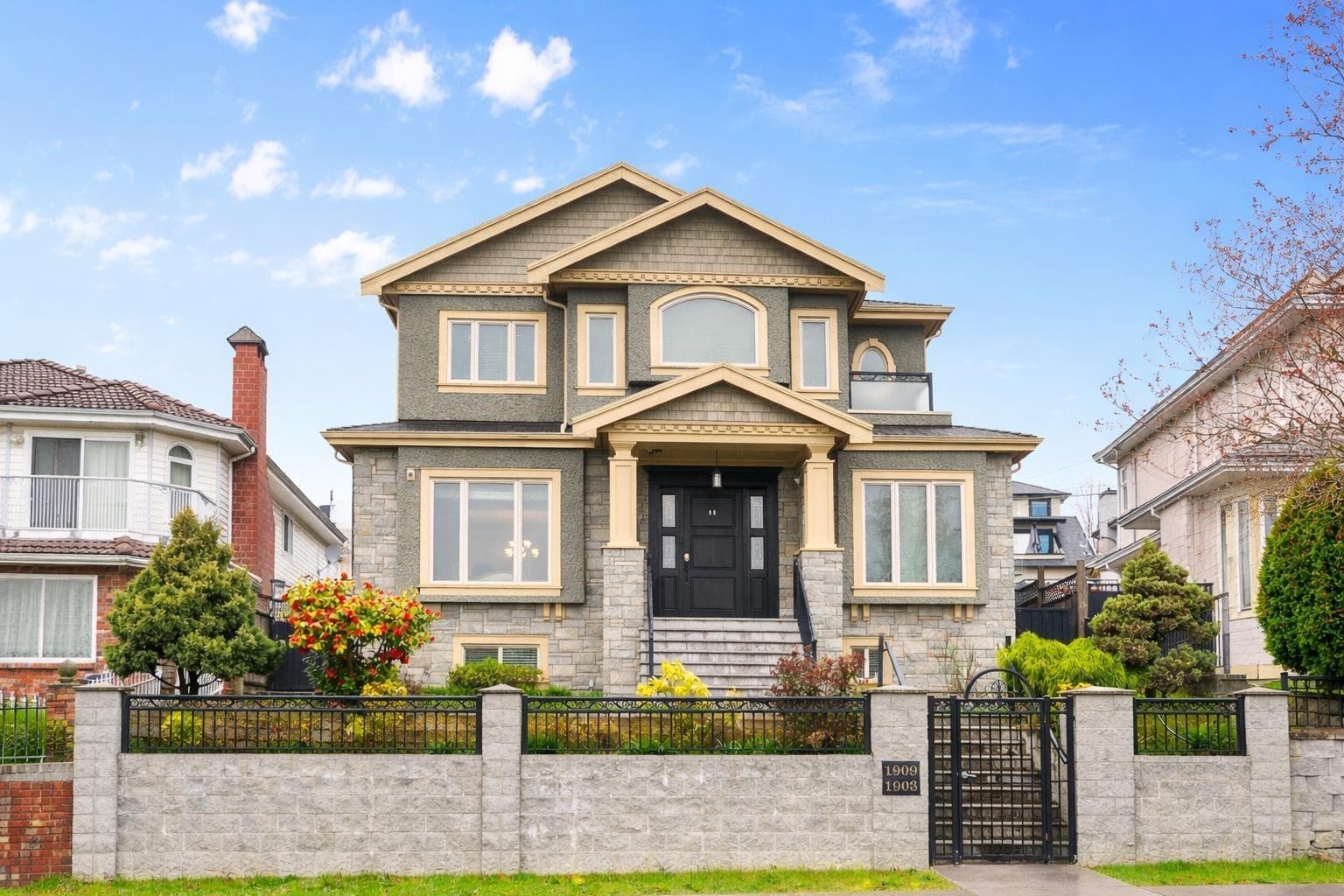 1909 E 64th Avenue, Vancouver
