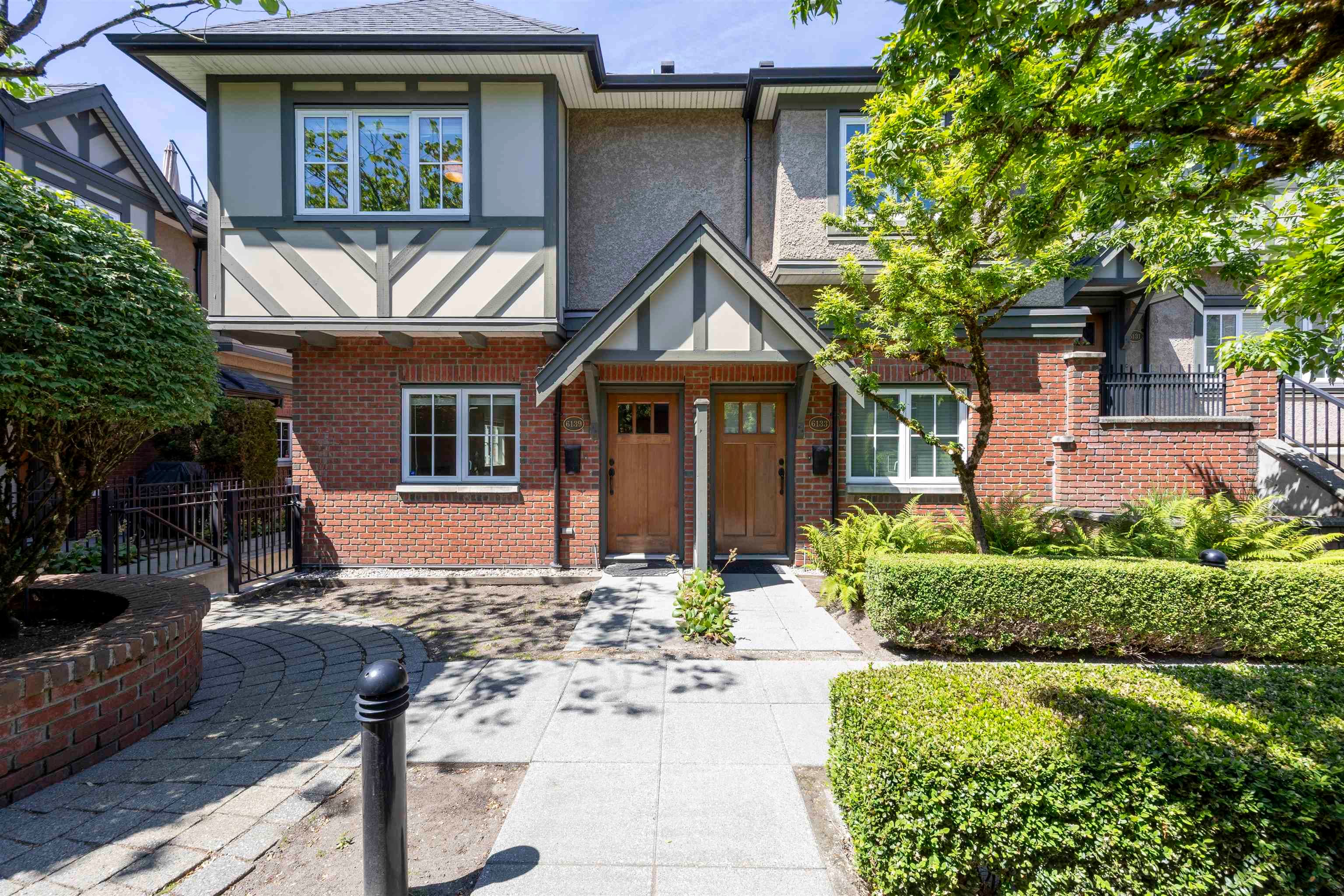 6139 Oak Street, Vancouver