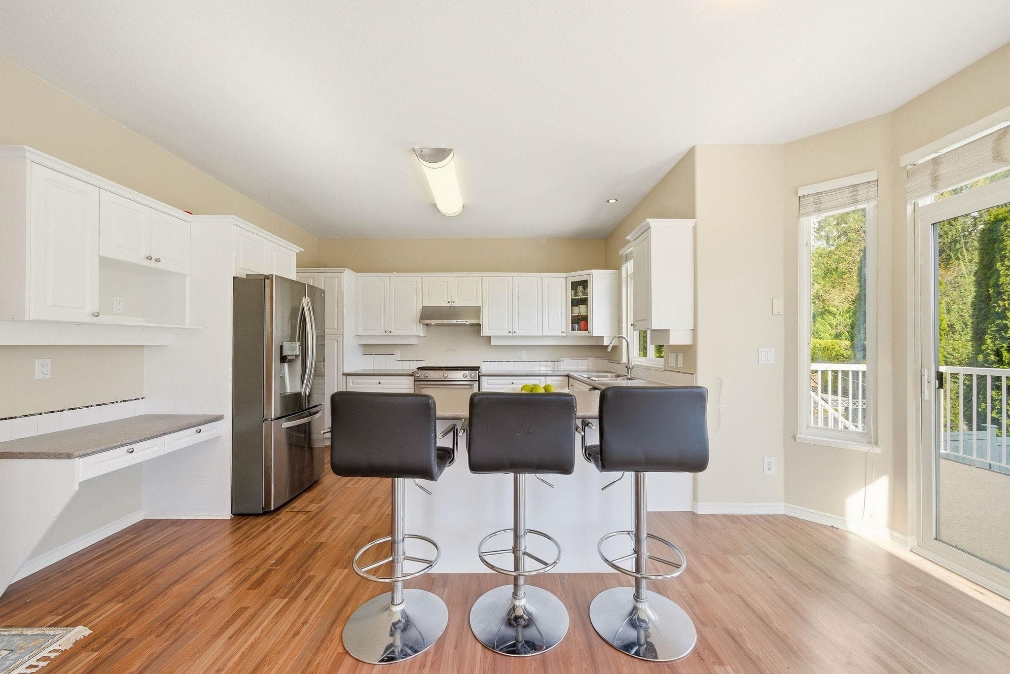 23800 Kanaka Way, Maple Ridge, V2W 1E5 — photo 3