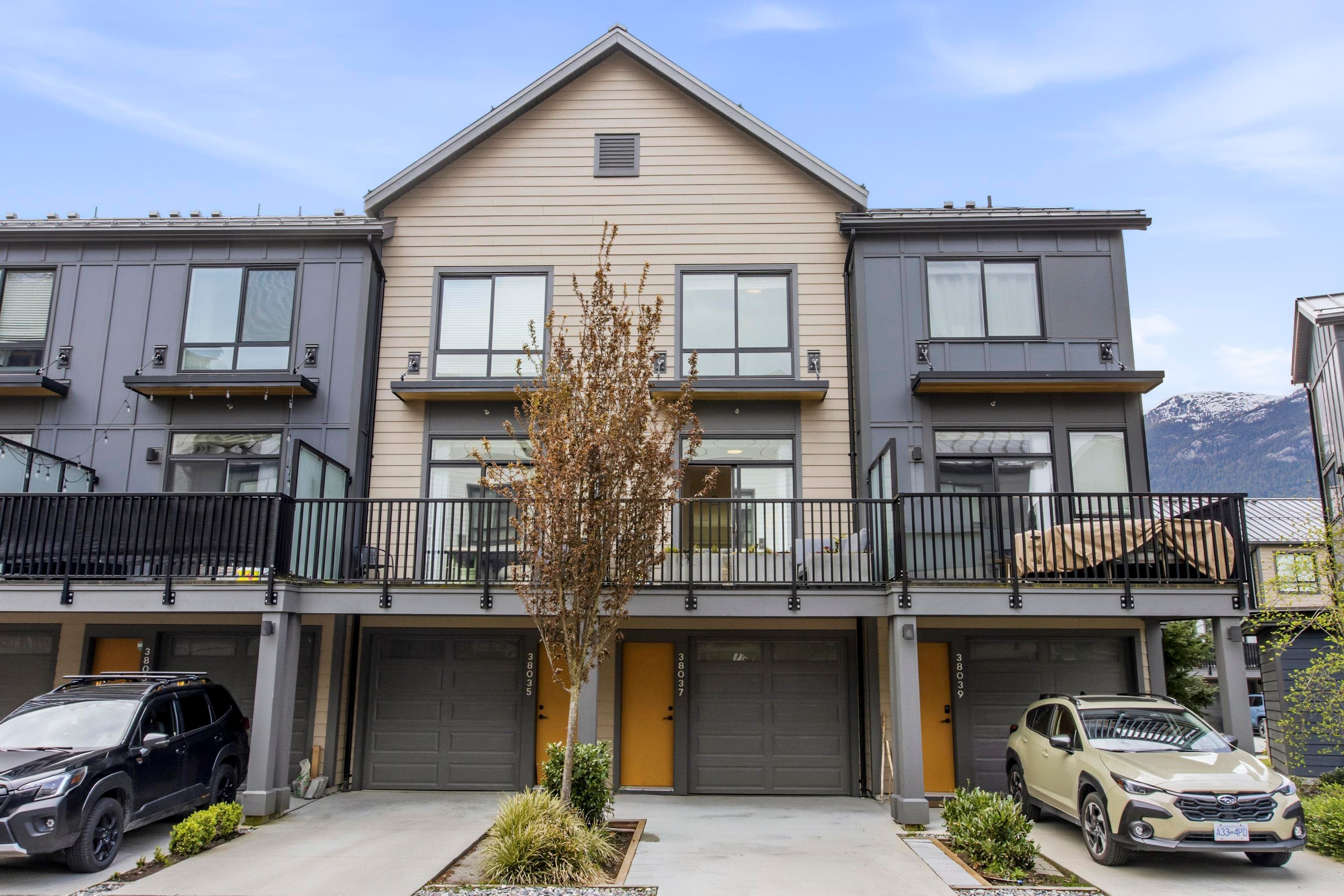 38037 Keel Way, Squamish, V8B 2A1 — photo 1