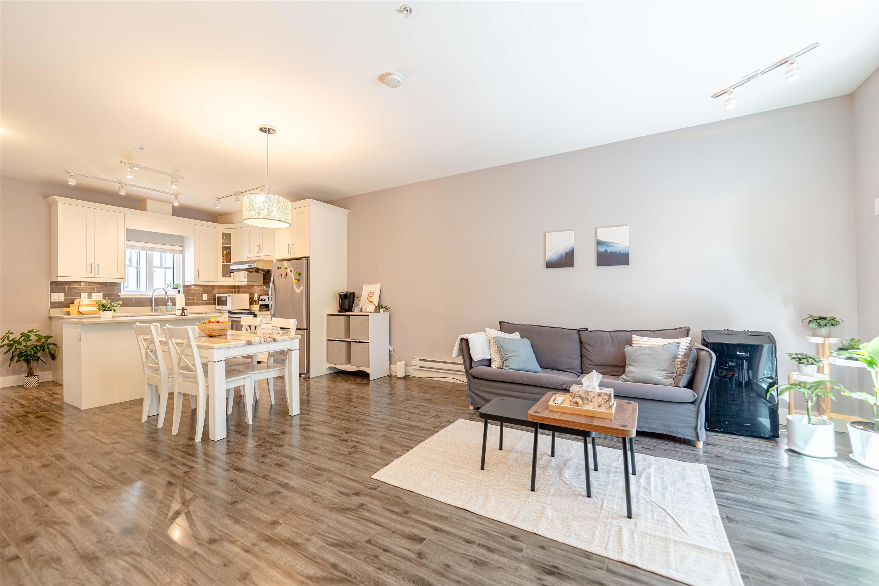 205 - 2263 Triumph Street, Vancouver