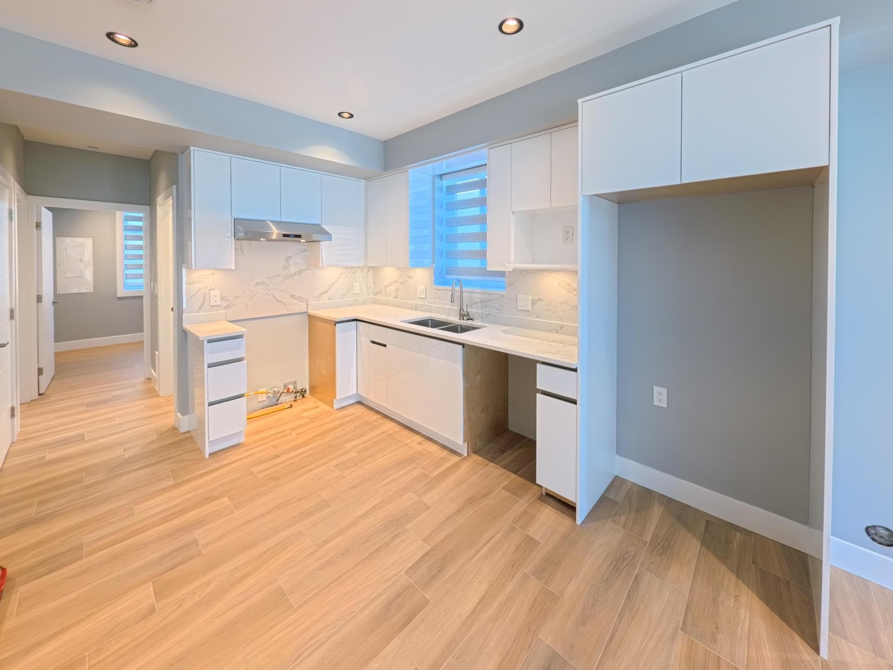 4 - 2557 W King Edward Avenue, Vancouver, V6L 1T5 — photo 3