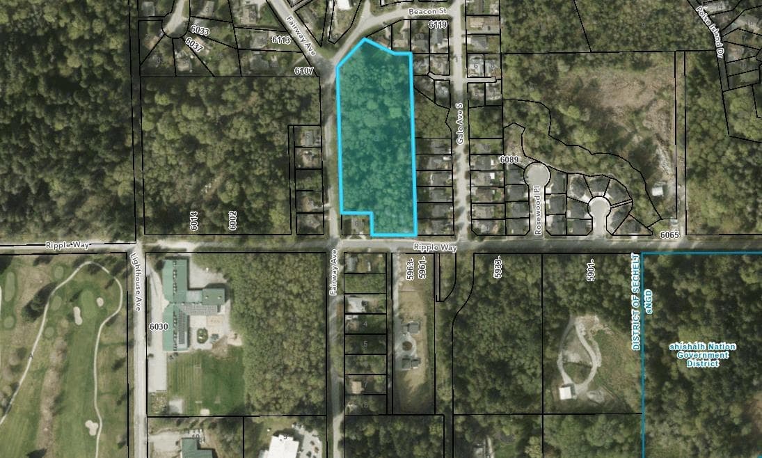 LOT O Fairway Avenue, Sechelt