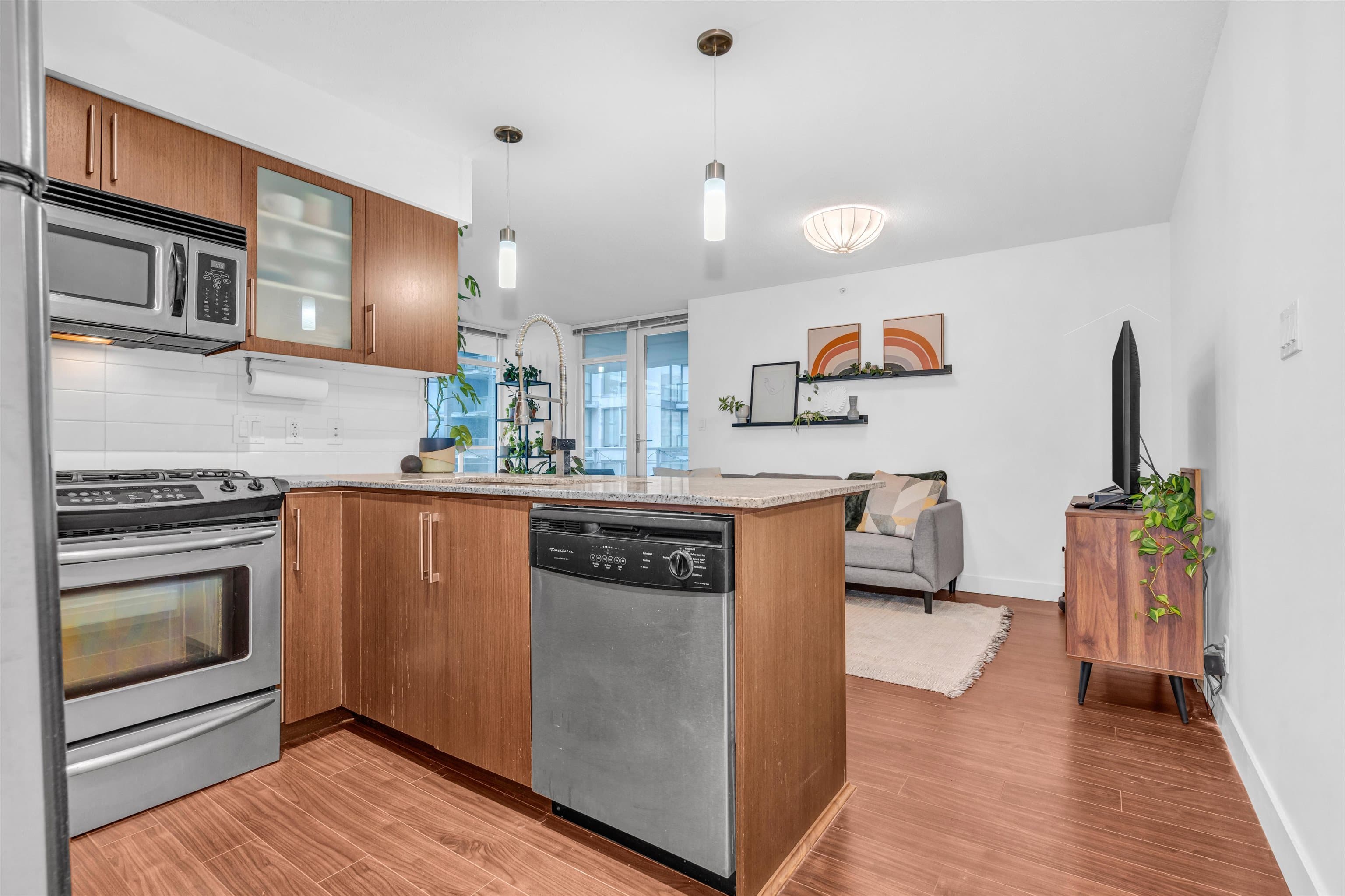 905 - 8068 Westminster Highway, Richmond, V6X 0C6 — photo 3