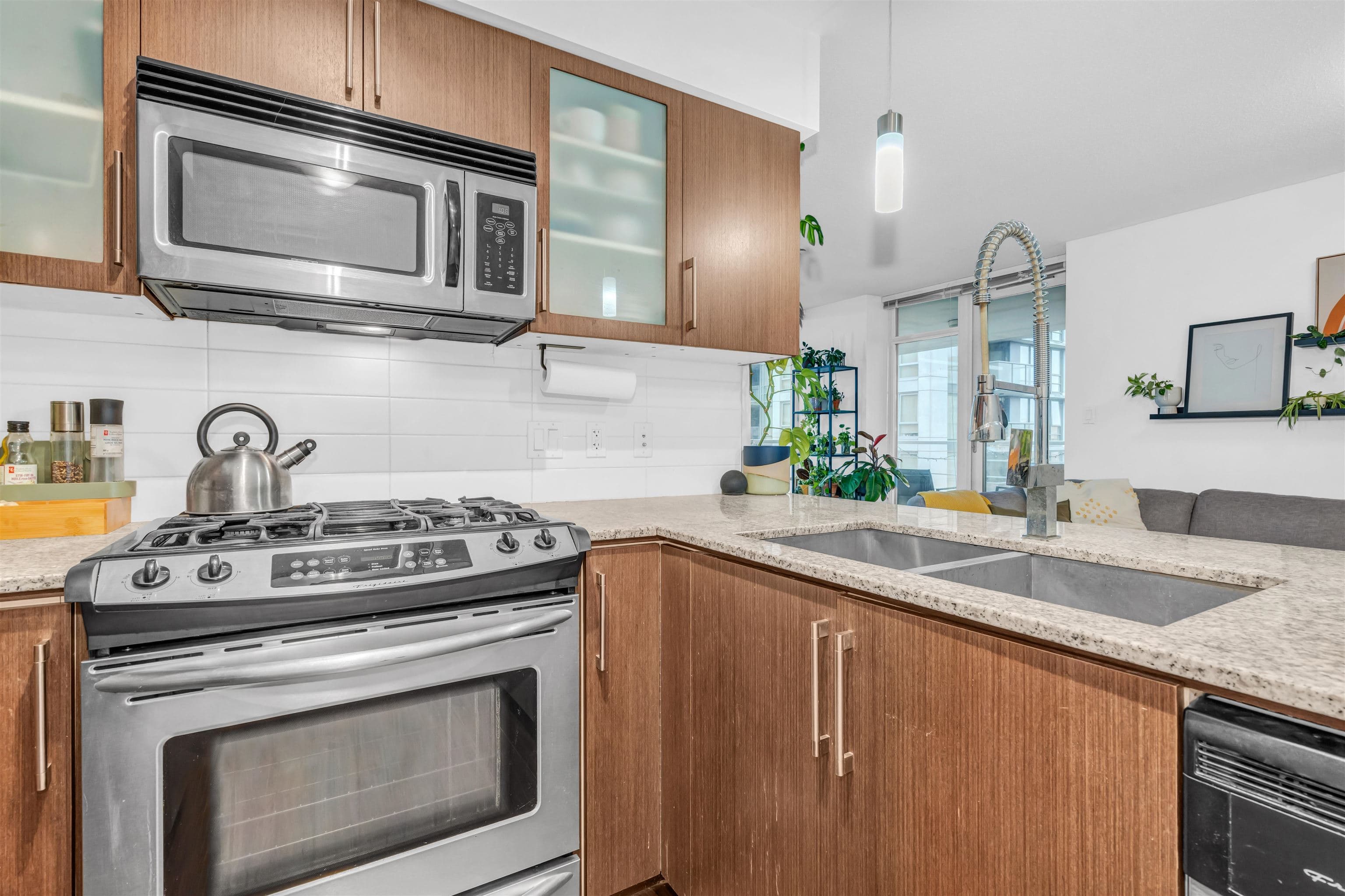 905 - 8068 Westminster Highway, Richmond, V6X 0C6 — photo 4
