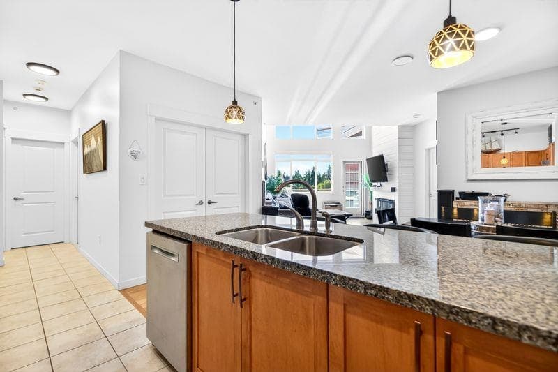 410 - 12350 Harris Road, Pitt Meadows, V3Y 0C5 — photo 4