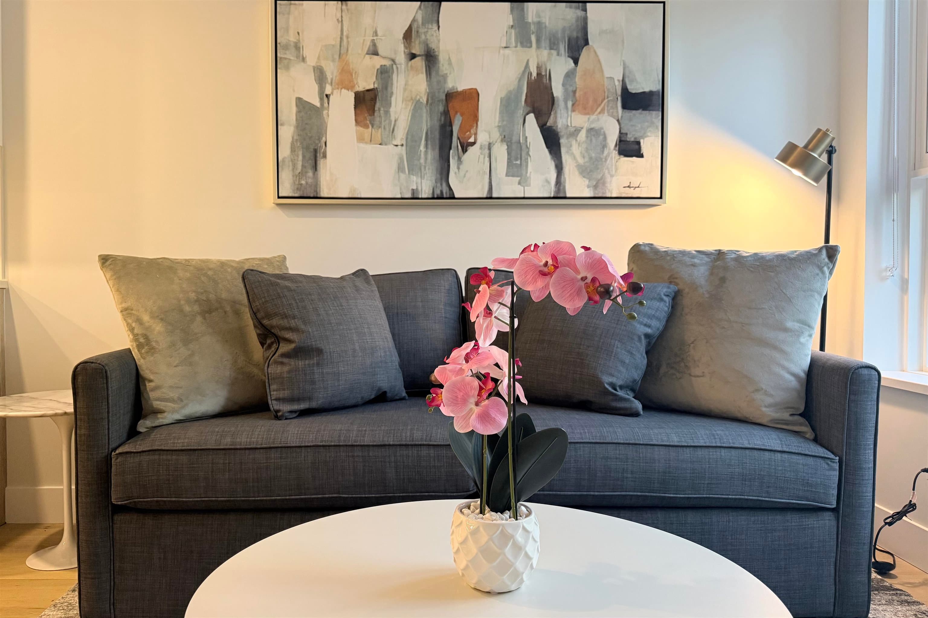 1-BDRM - 423 6th Street, West Vancouver, V7T 0A1 — photo 5