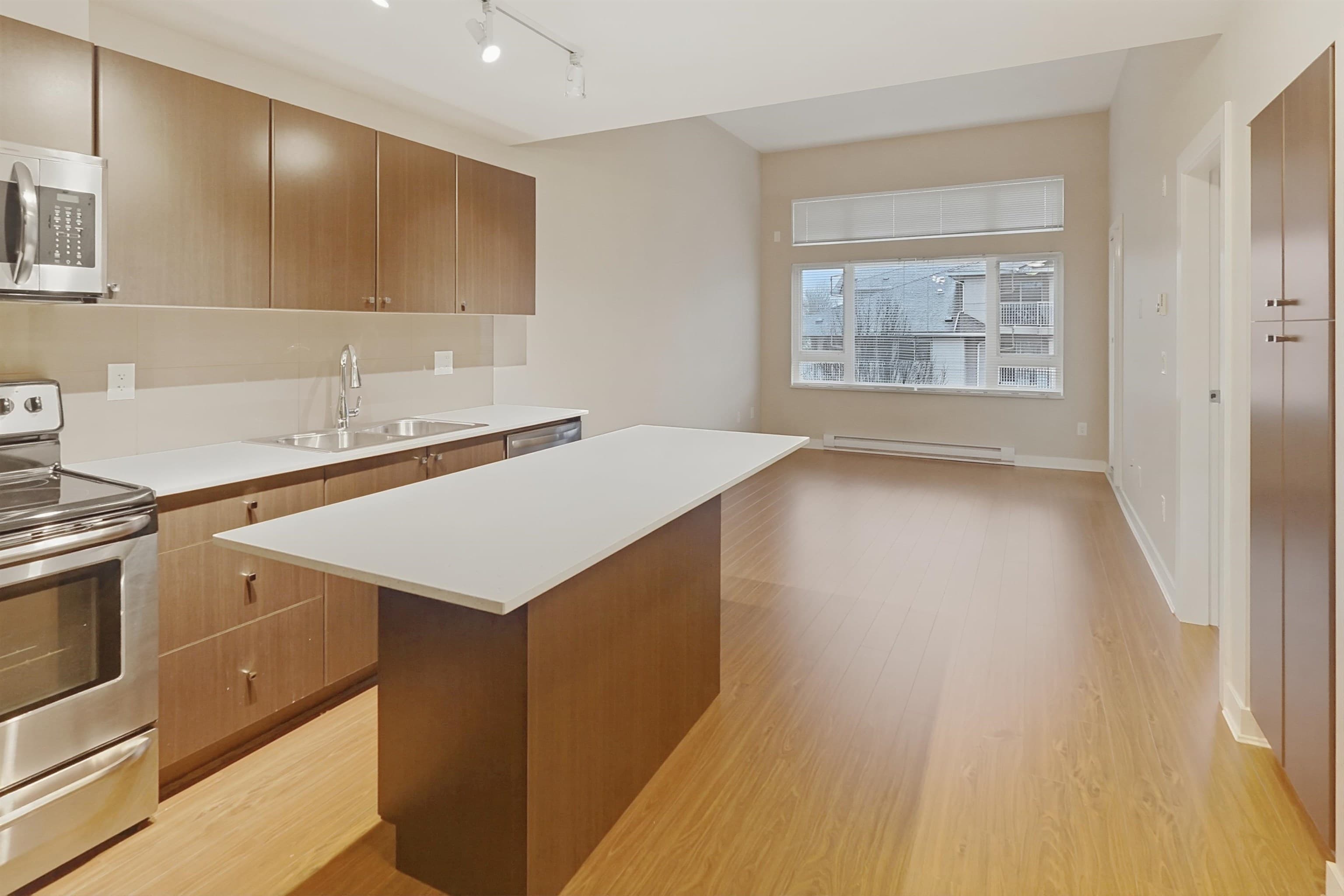 417 - 13740 75a Avenue, Surrey, V3W 0E8 — photo 5