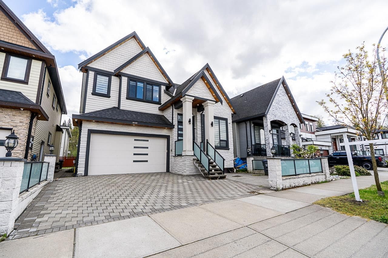 10598 124 Street, Surrey, V3V 0E2 — photo 1