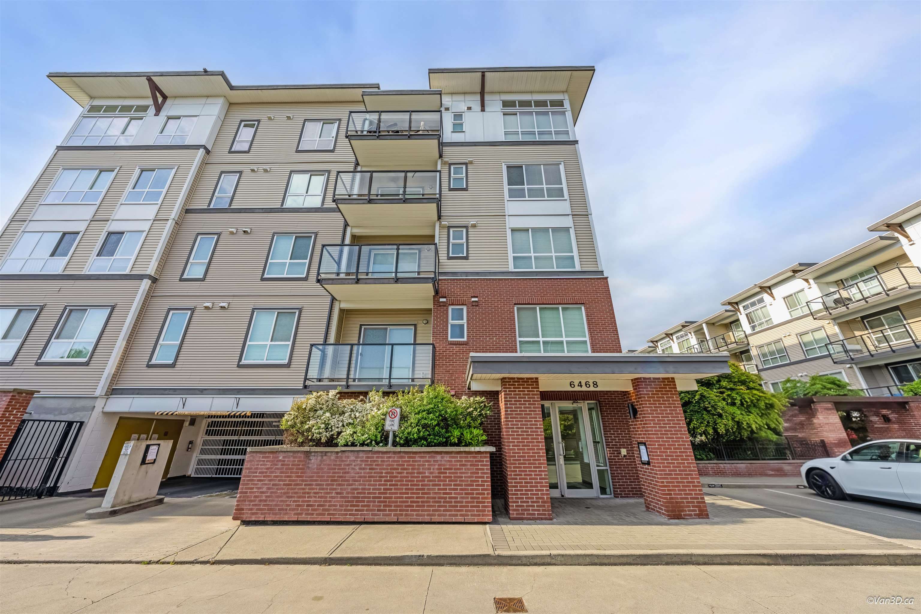 202 - 6468 195a Street, Surrey
