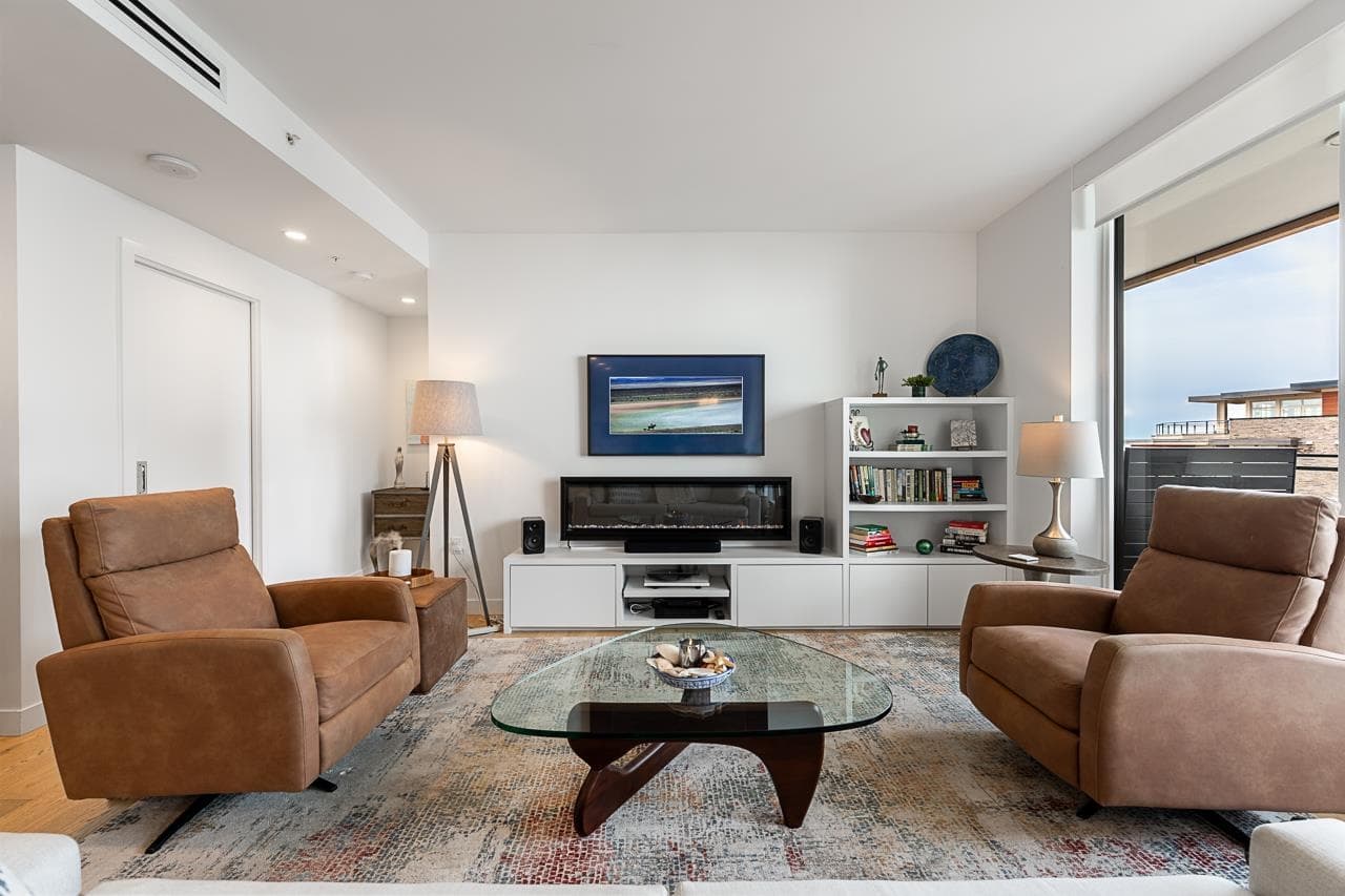 507 - 1439 George Street, White Rock, V4B 0B9 — photo 1