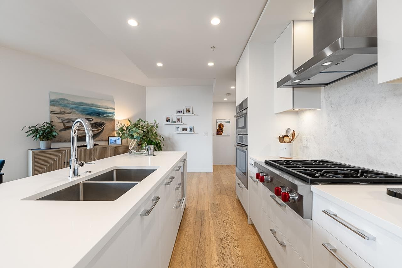 507 - 1439 George Street, White Rock, V4B 0B9 — photo 4