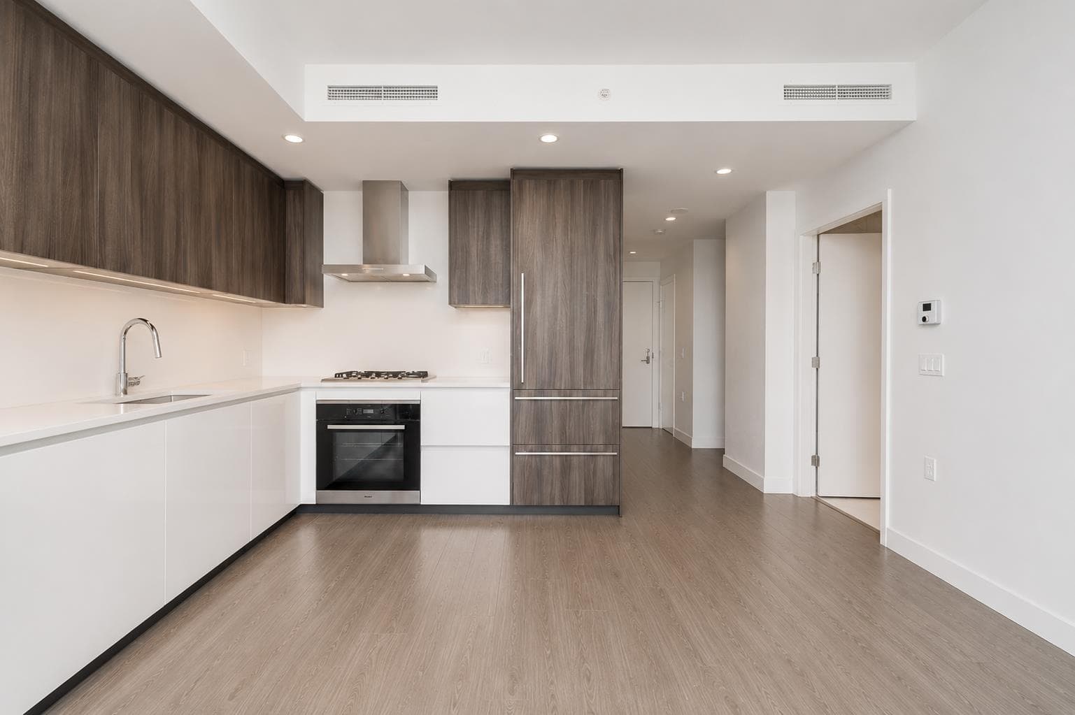 1302 - 8133 Cook Road, Richmond, V6Y 0L7 — photo 4
