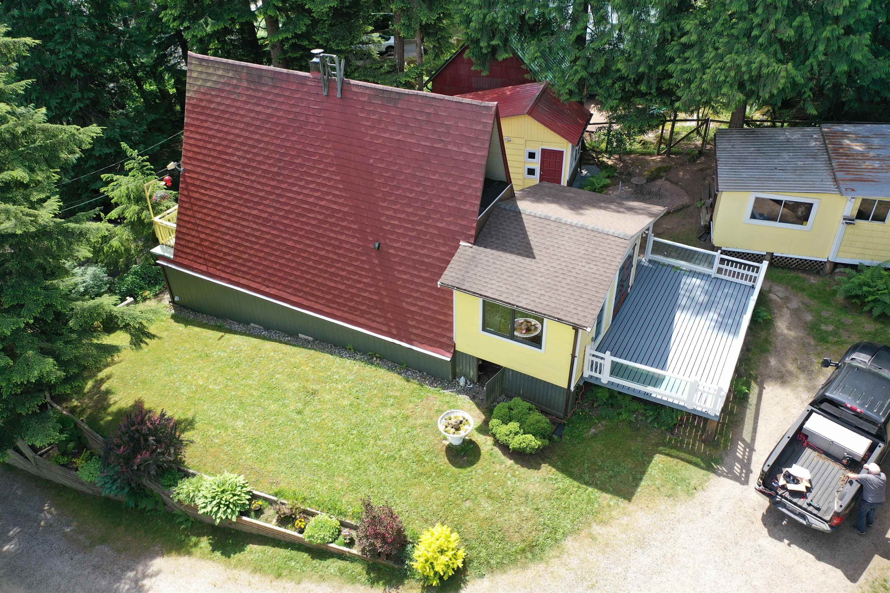 19393 Silver Skagit Road, Hope