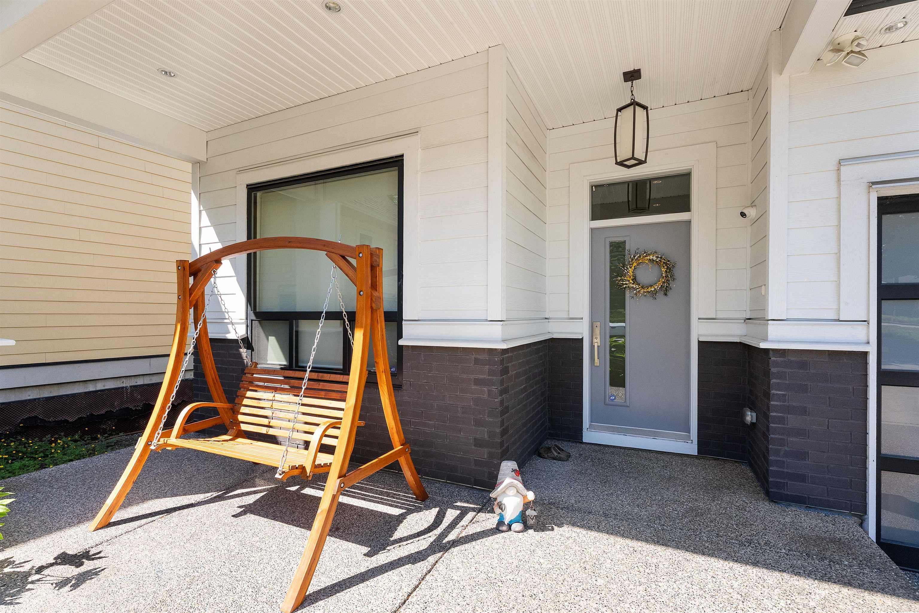 3323 147 Street, Surrey, V4P 1Z8 — photo 2