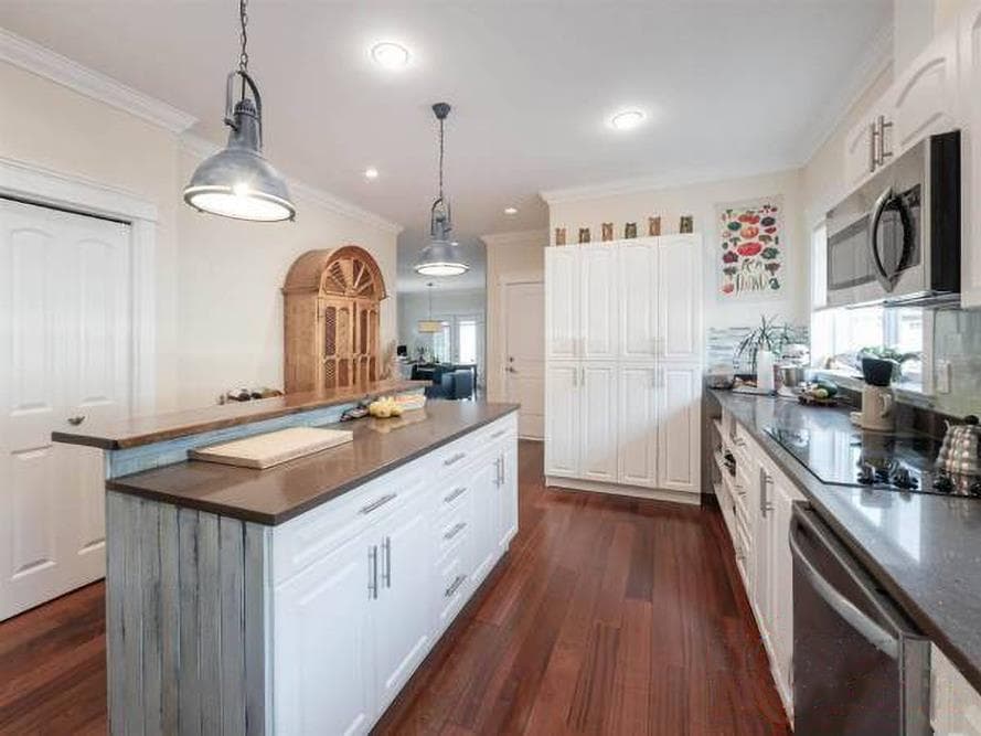 758 Gerussi Lane, Gibsons