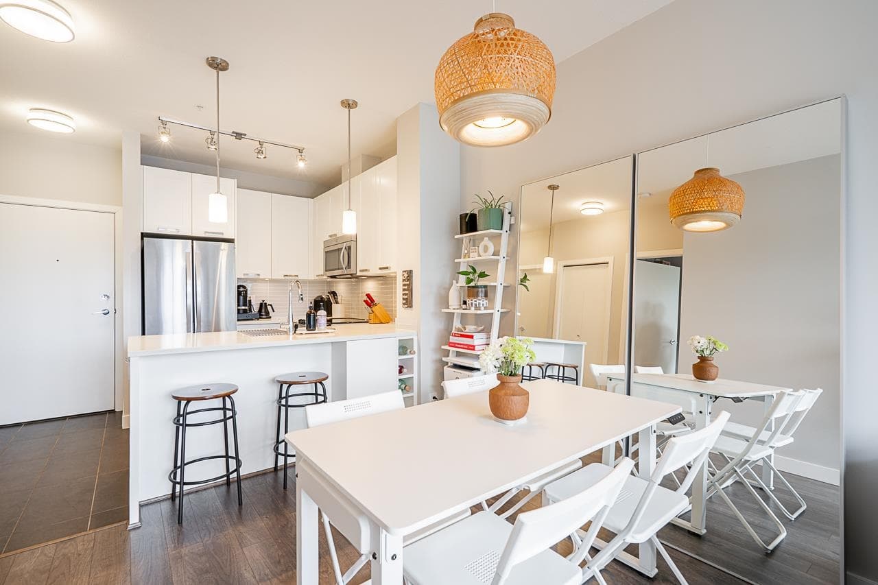 405 - 15388 105 Avenue, Surrey