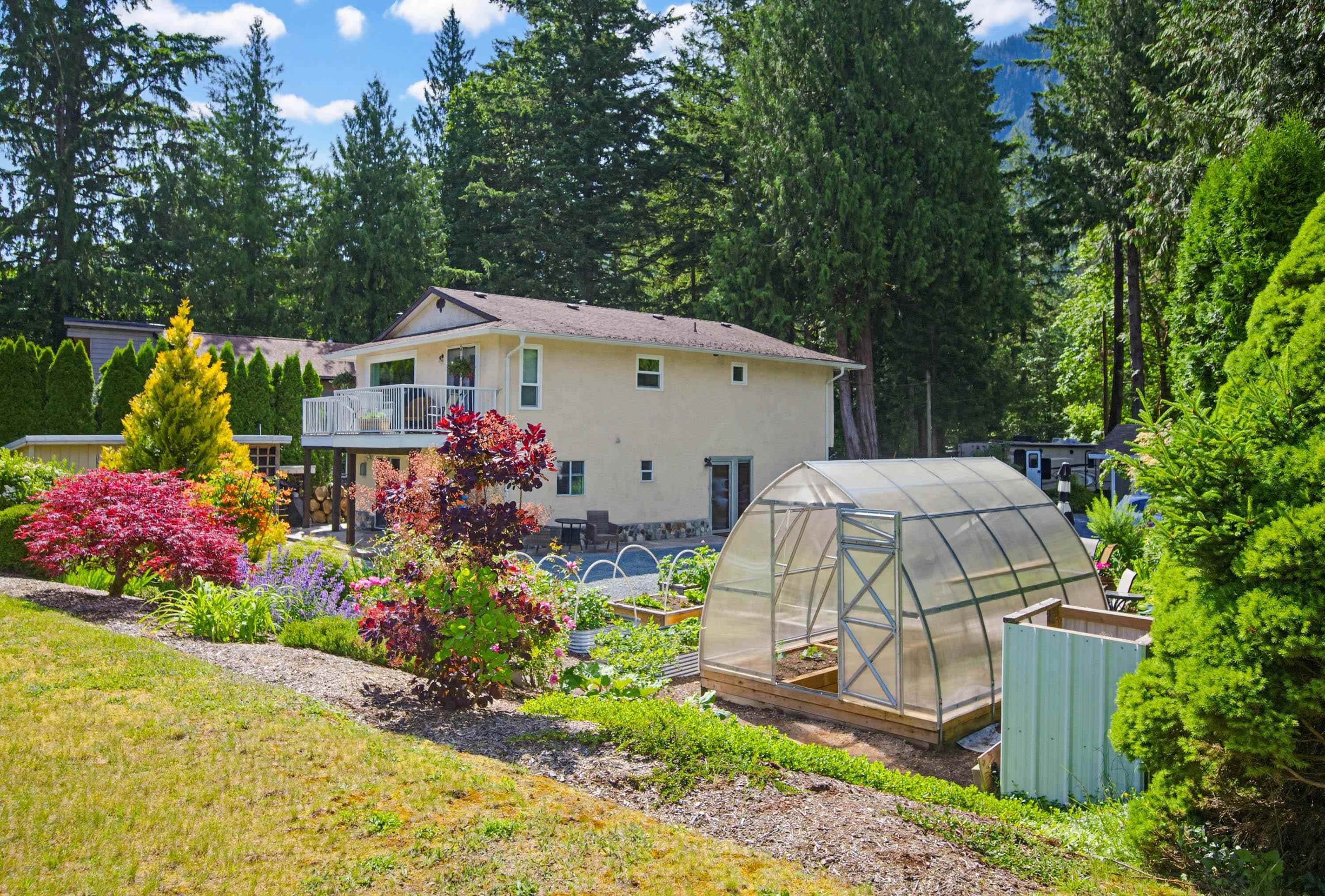 120 Robertson Crescent, Hope, V0X 1L4 — photo 2